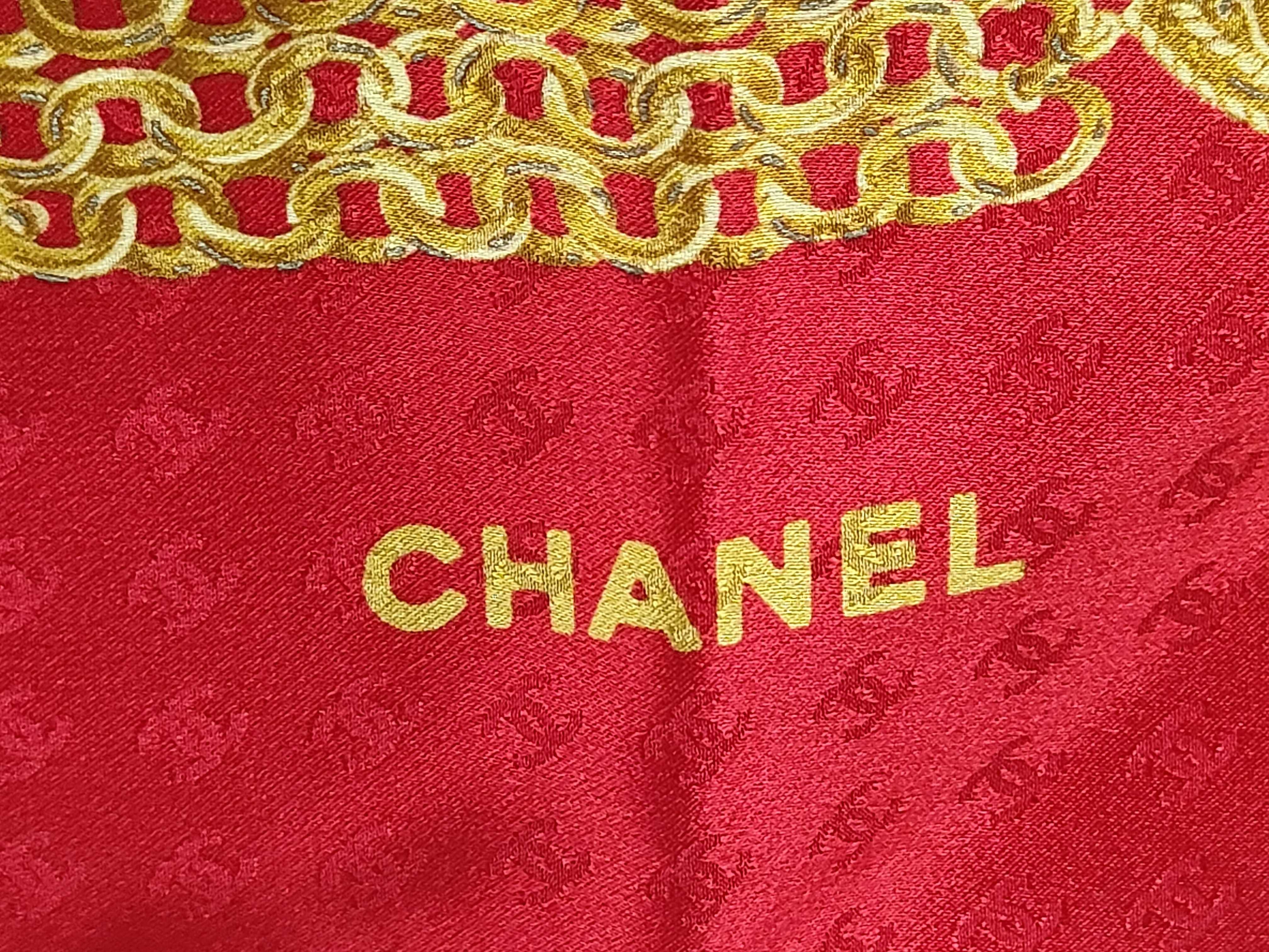 scarf (no tag) and other accessories — view 3