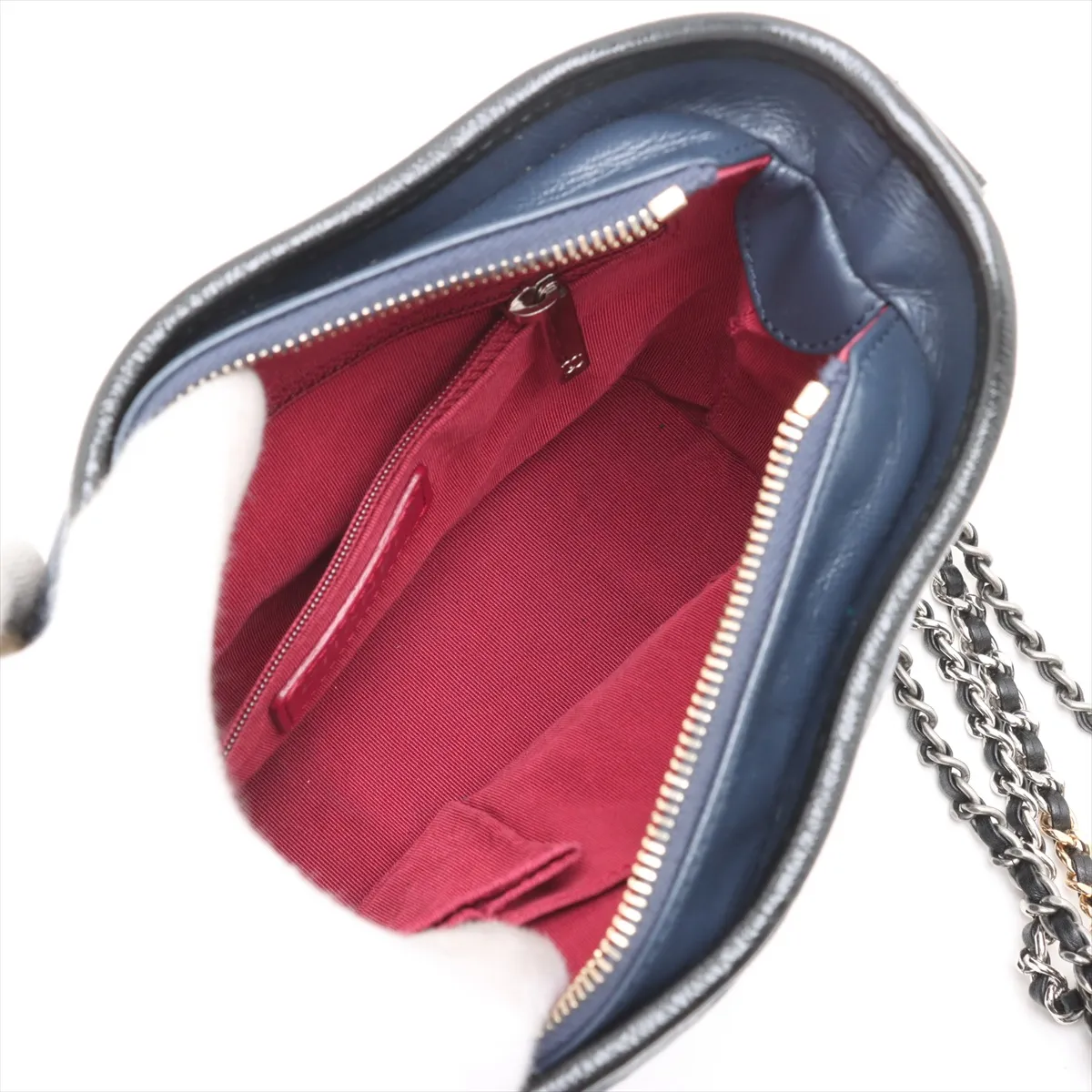 Gabriel de Chanel Small Leather Chain Shoulder Bag Blue x Black Gold x Silver Hardware 27071430 No. 27 — view 7