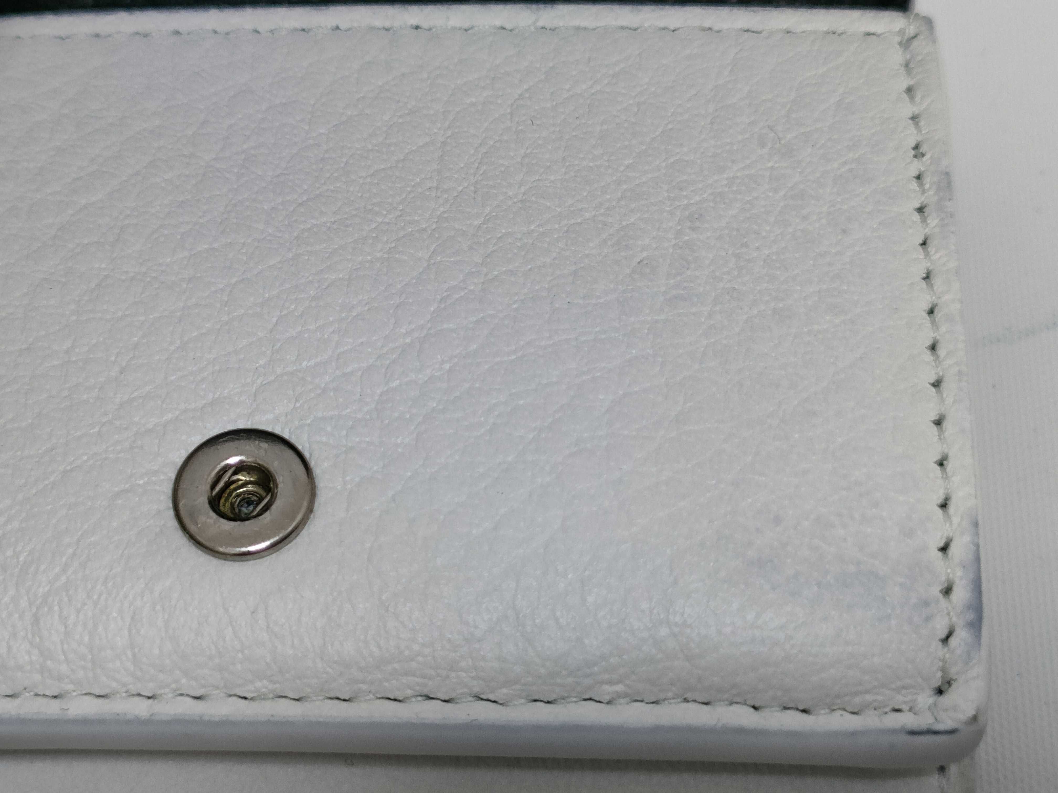 Everyday Leather Mini Wallet (Serial Number) — view 15