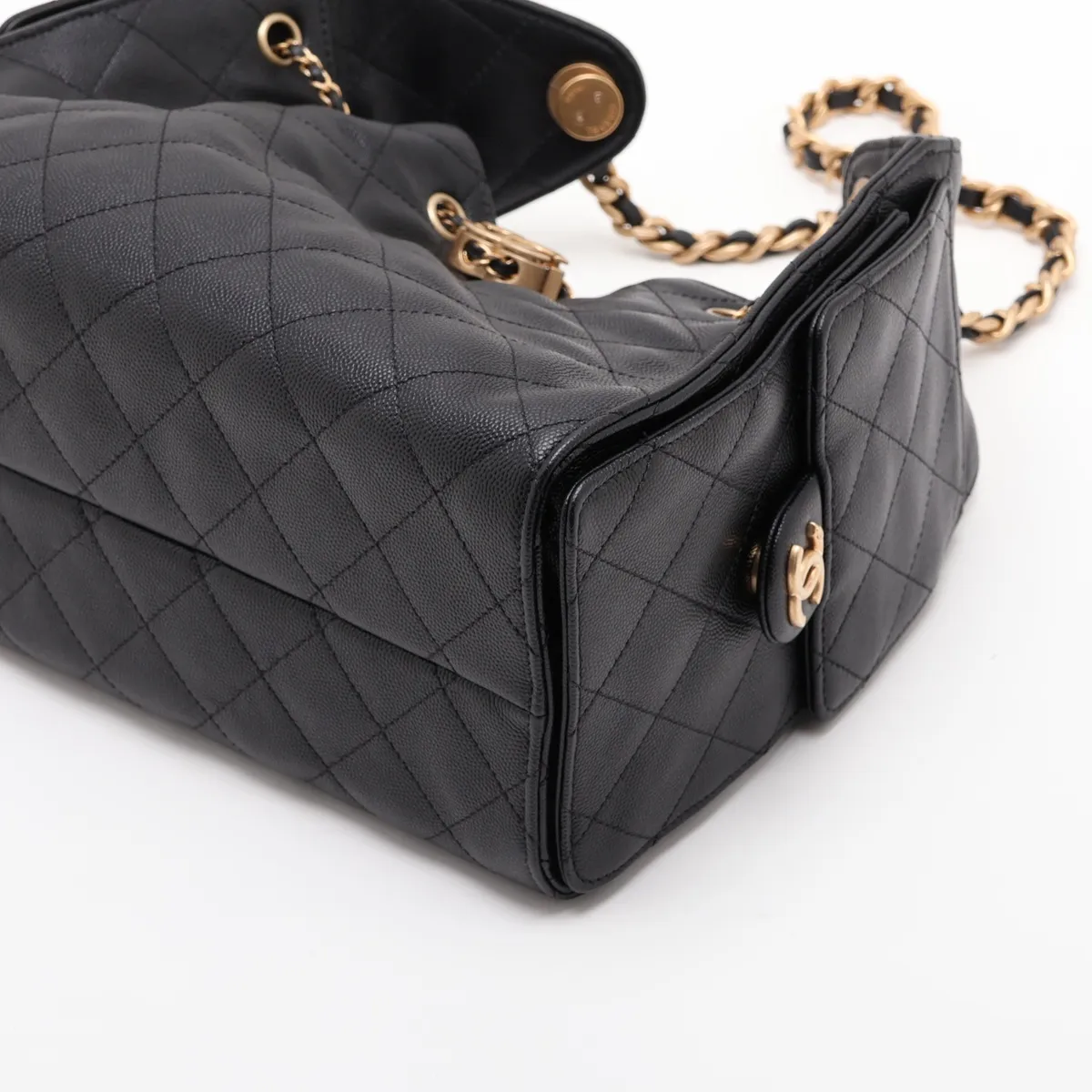 [Individually packaged] Chanel 25 Small Caviar Skin Chain Shoulder Bag, Black with Gold Hardware, CN7A6CJK, Random Plate, AS5293 — view 3