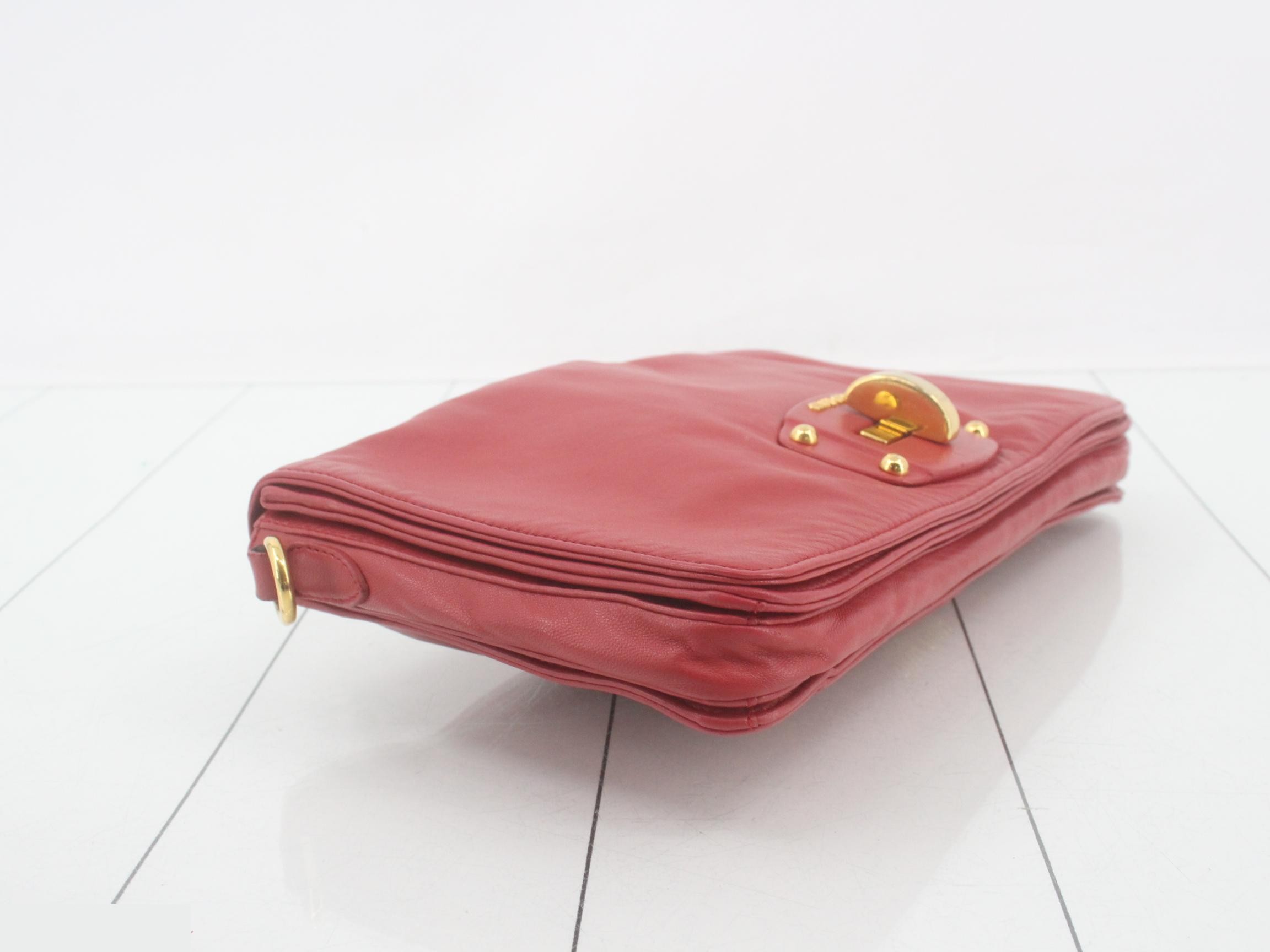 Padlock Shoulder Bag, Sacoche, Leather, Red — view 5