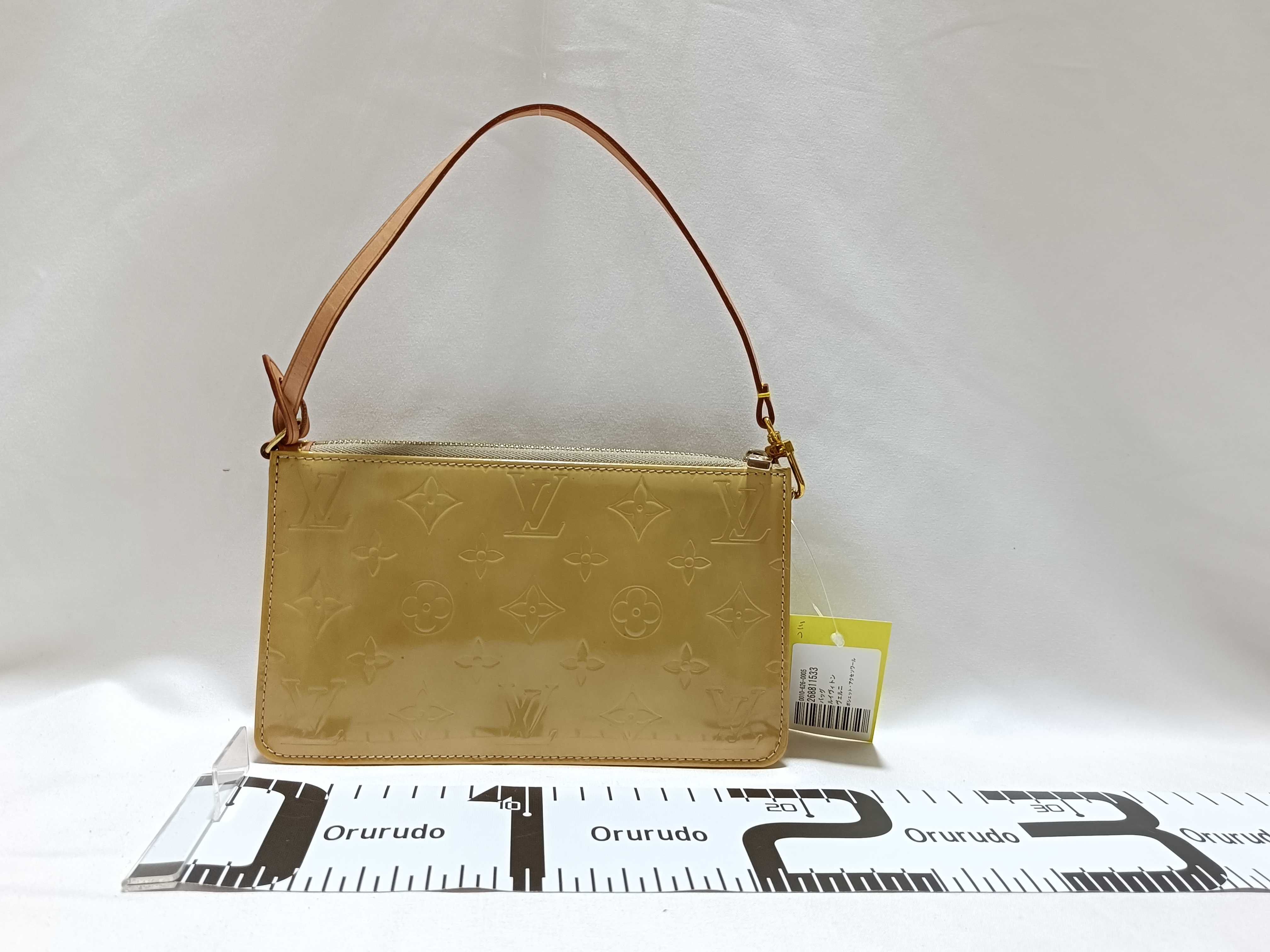 Vernis Pochette Accessoires Handbag — view 2