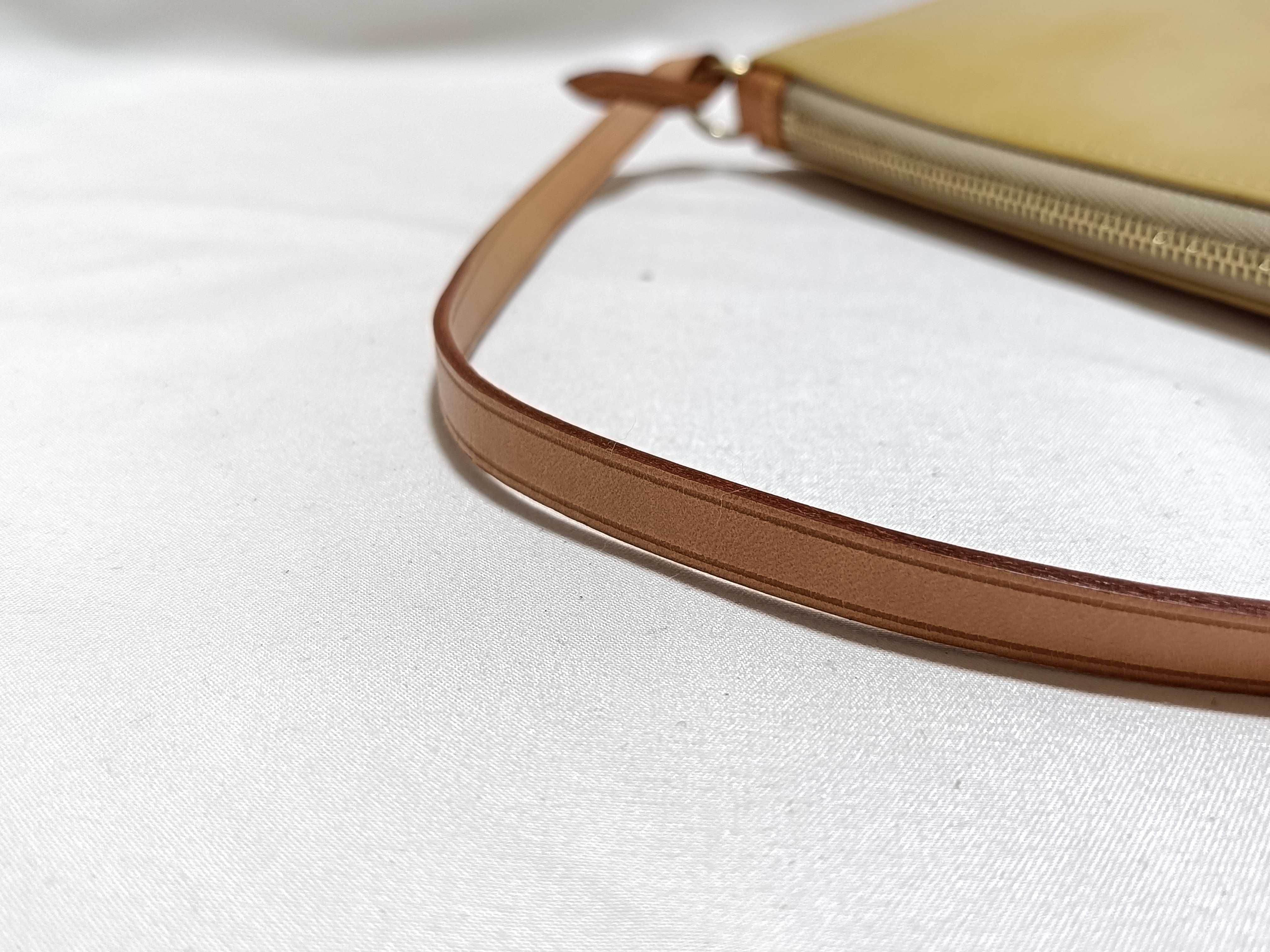 Vernis Pochette Accessoires Handbag — view 4