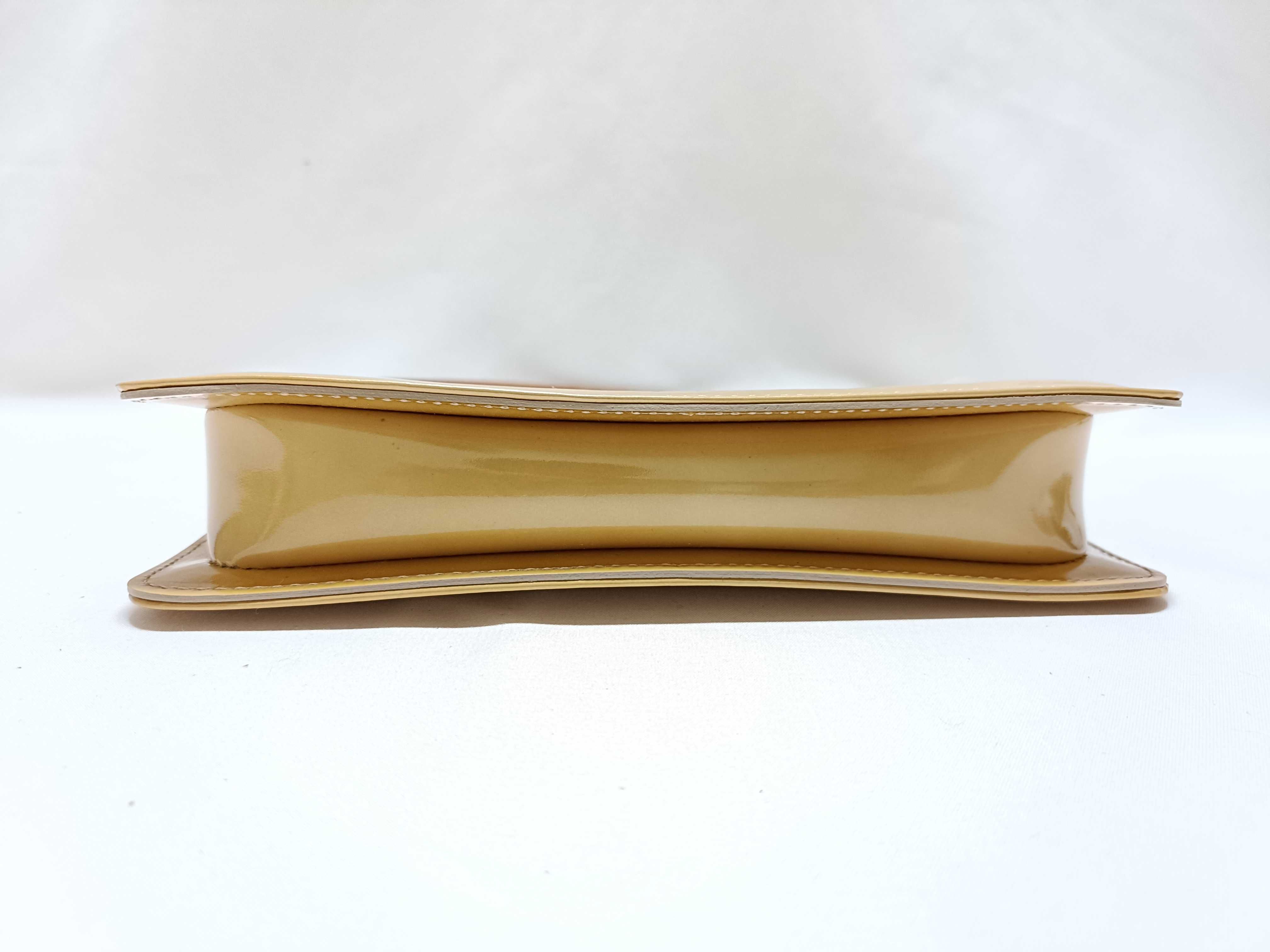 Vernis Pochette Accessoires Handbag — view 7