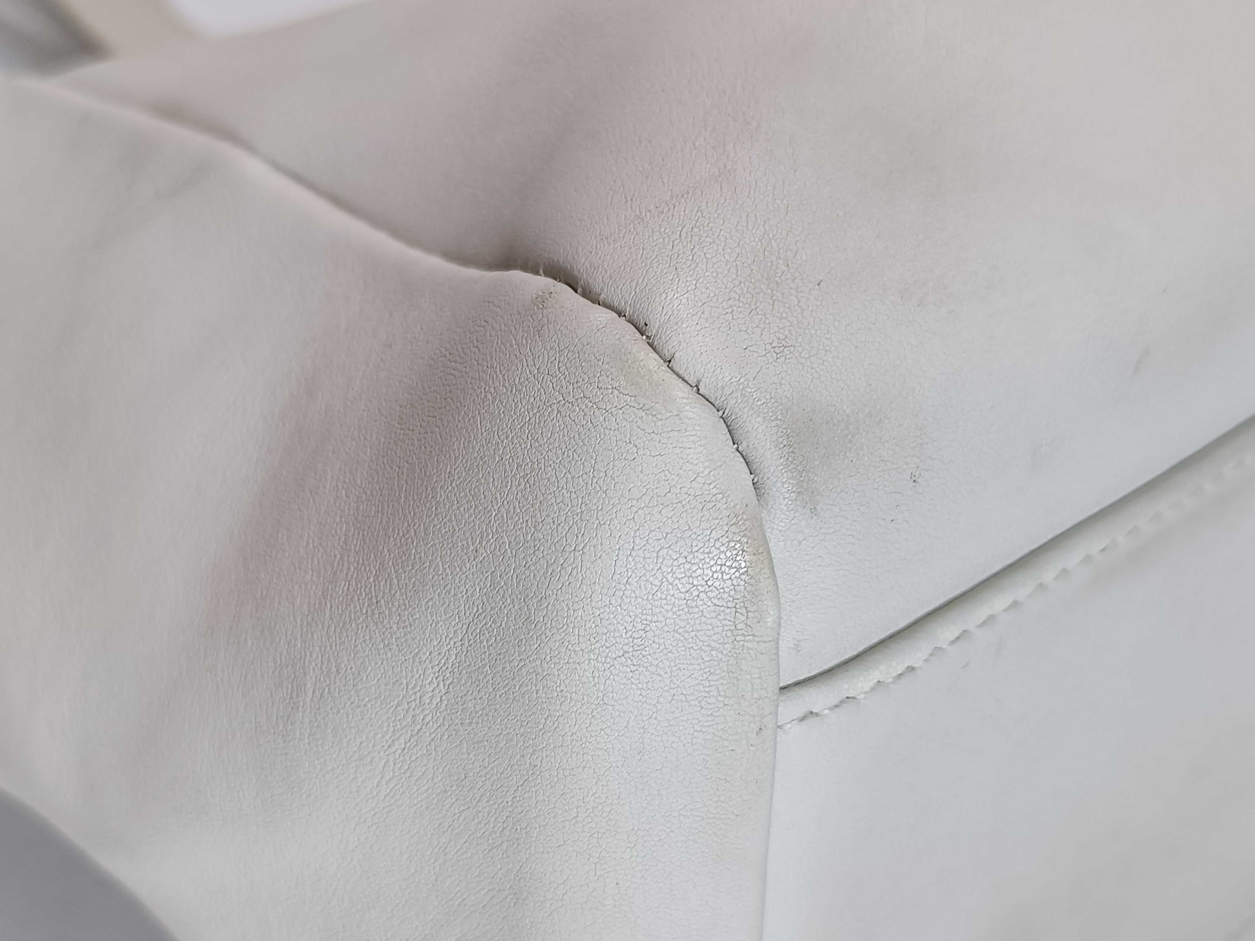 Bulgari Tote Bag Leather Ivory Tote Bag — view 7