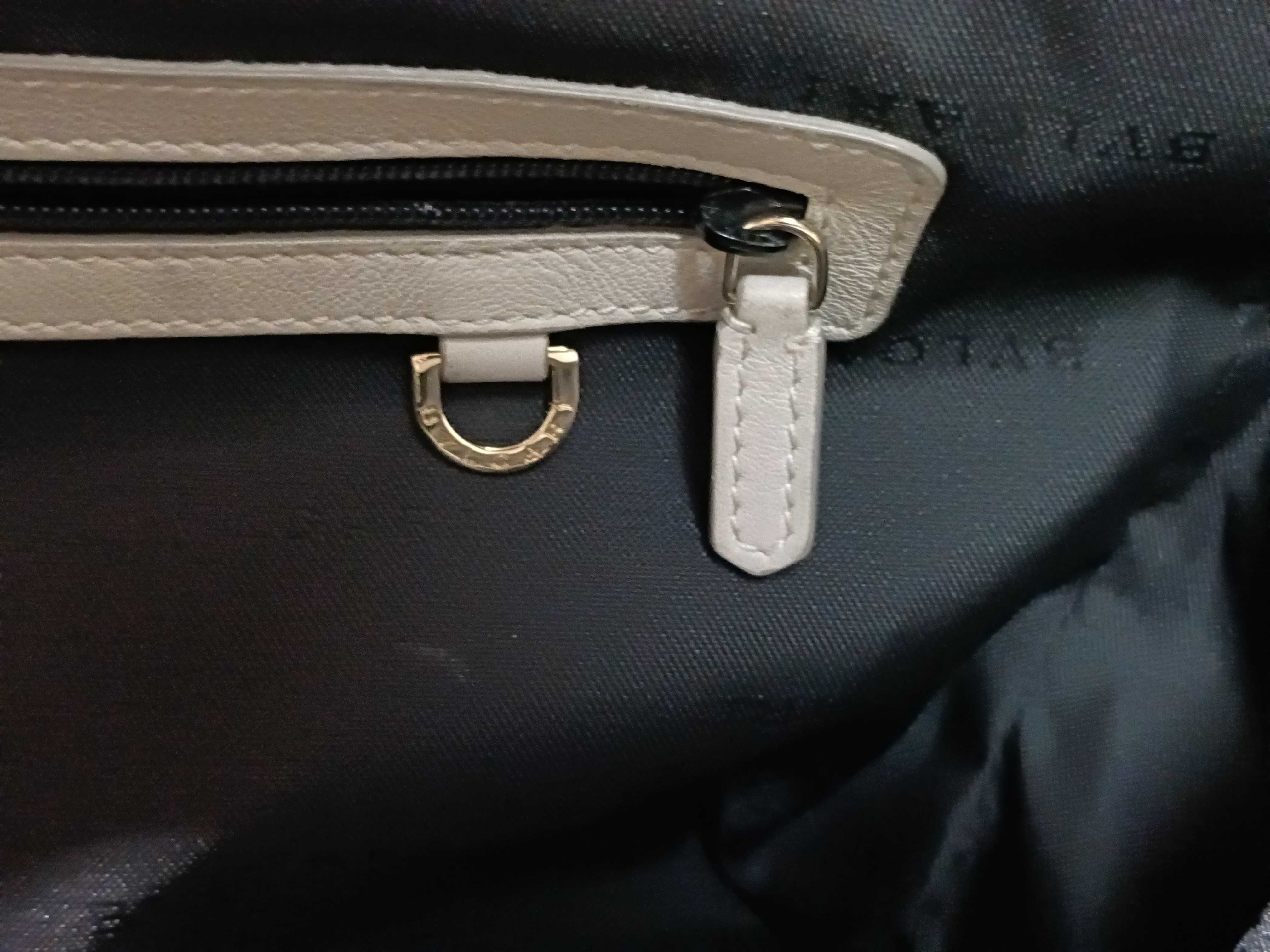 Bulgari Tote Bag Leather Ivory Tote Bag — view 10