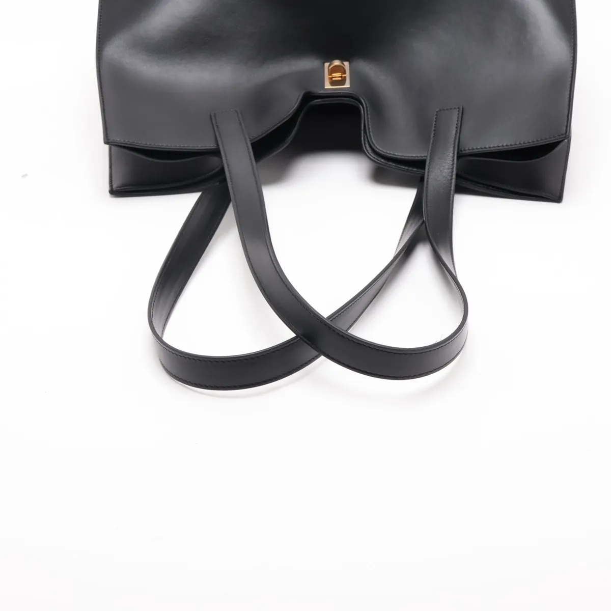 Cabas 16 Seize Leather Tote Bag, Black — view 5