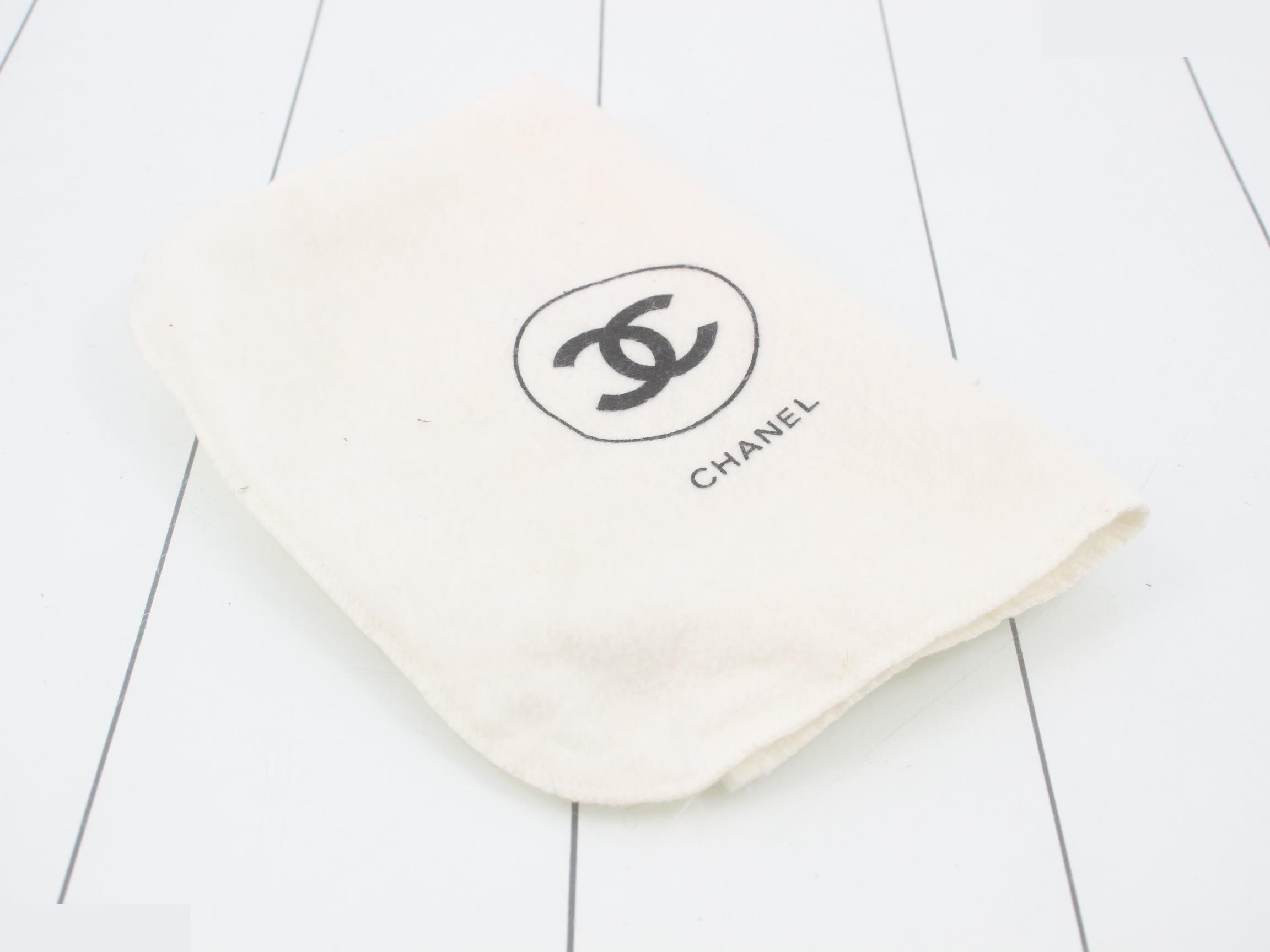 Matelassé waist bag — view 7