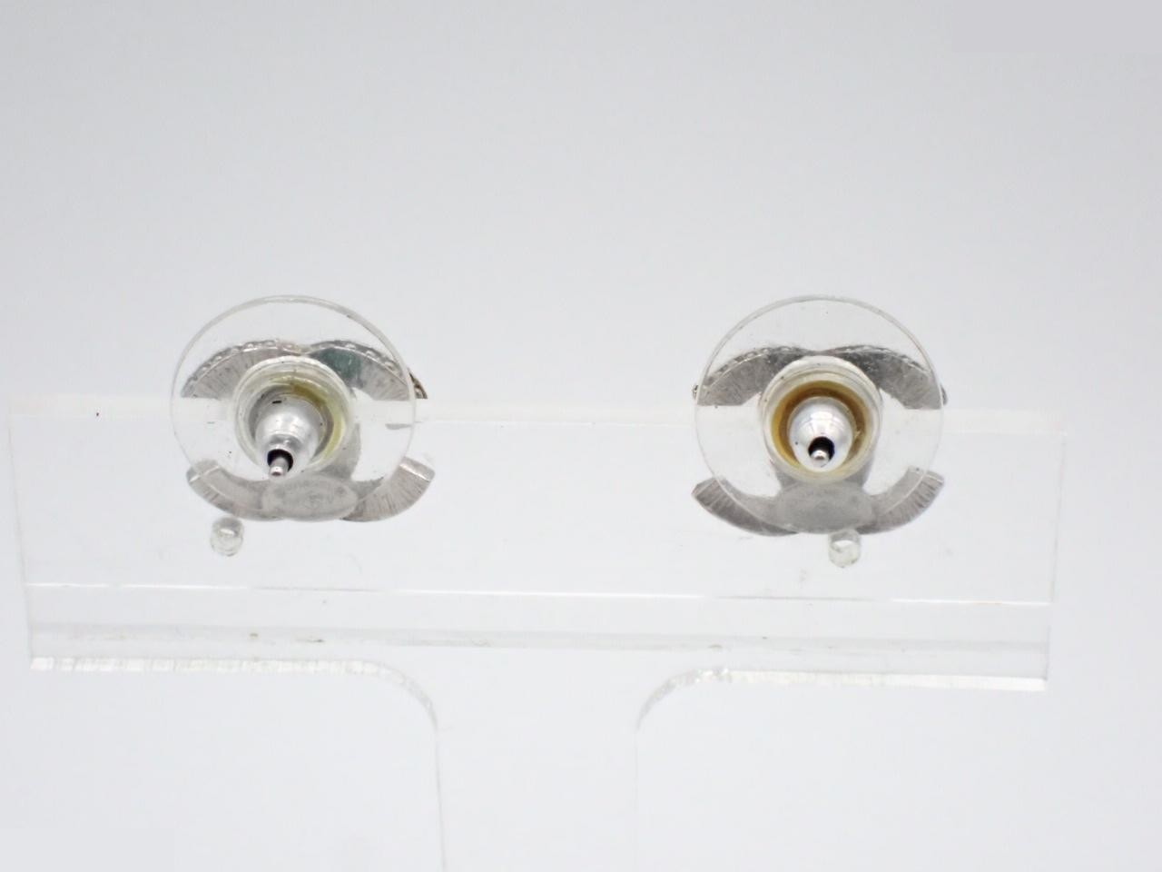Earrings — view 2