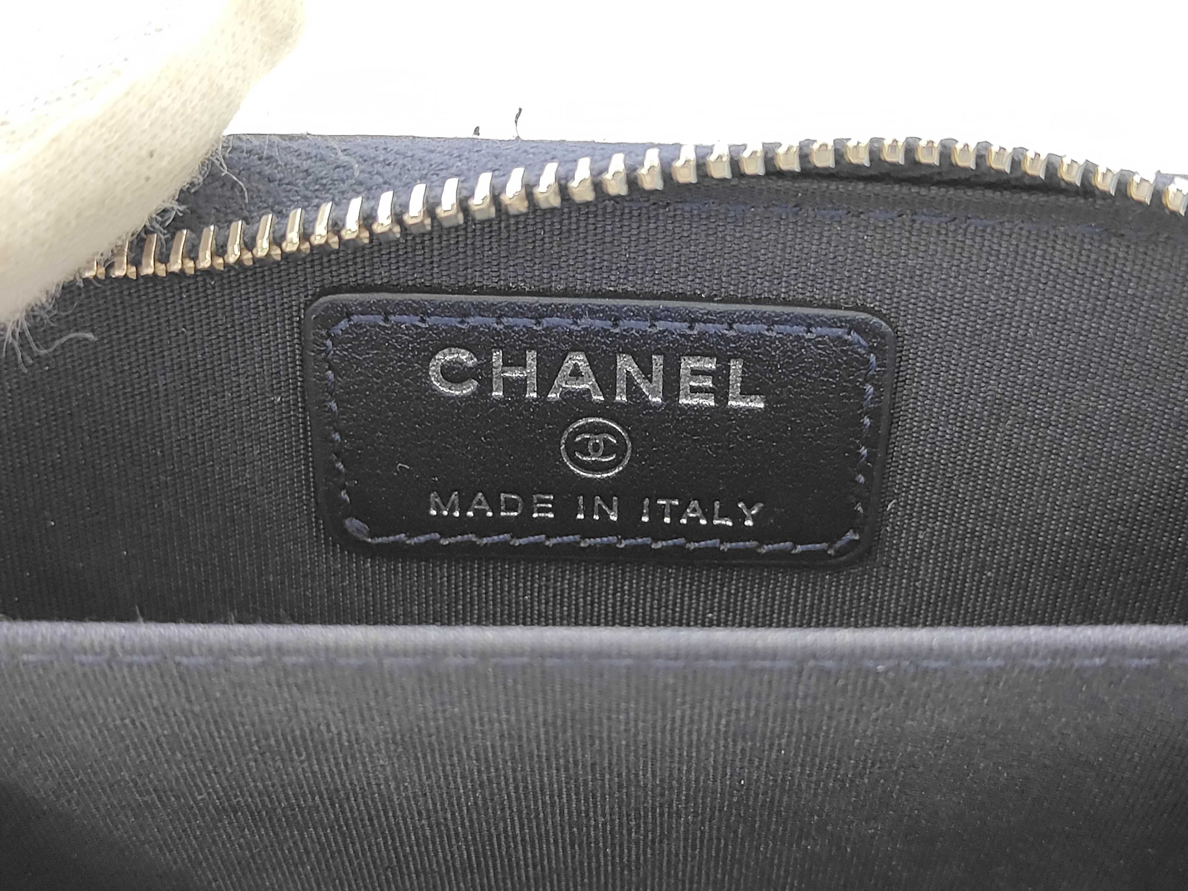 coin case — view 5