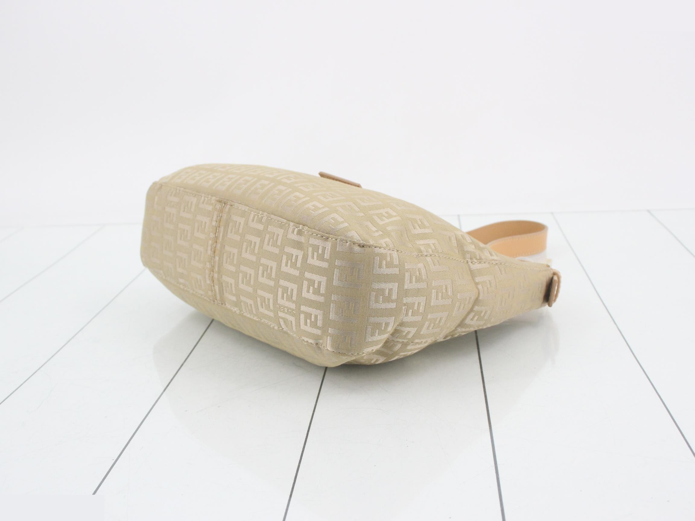 Zucchino (Bag) - Shoulder Bag — view 6