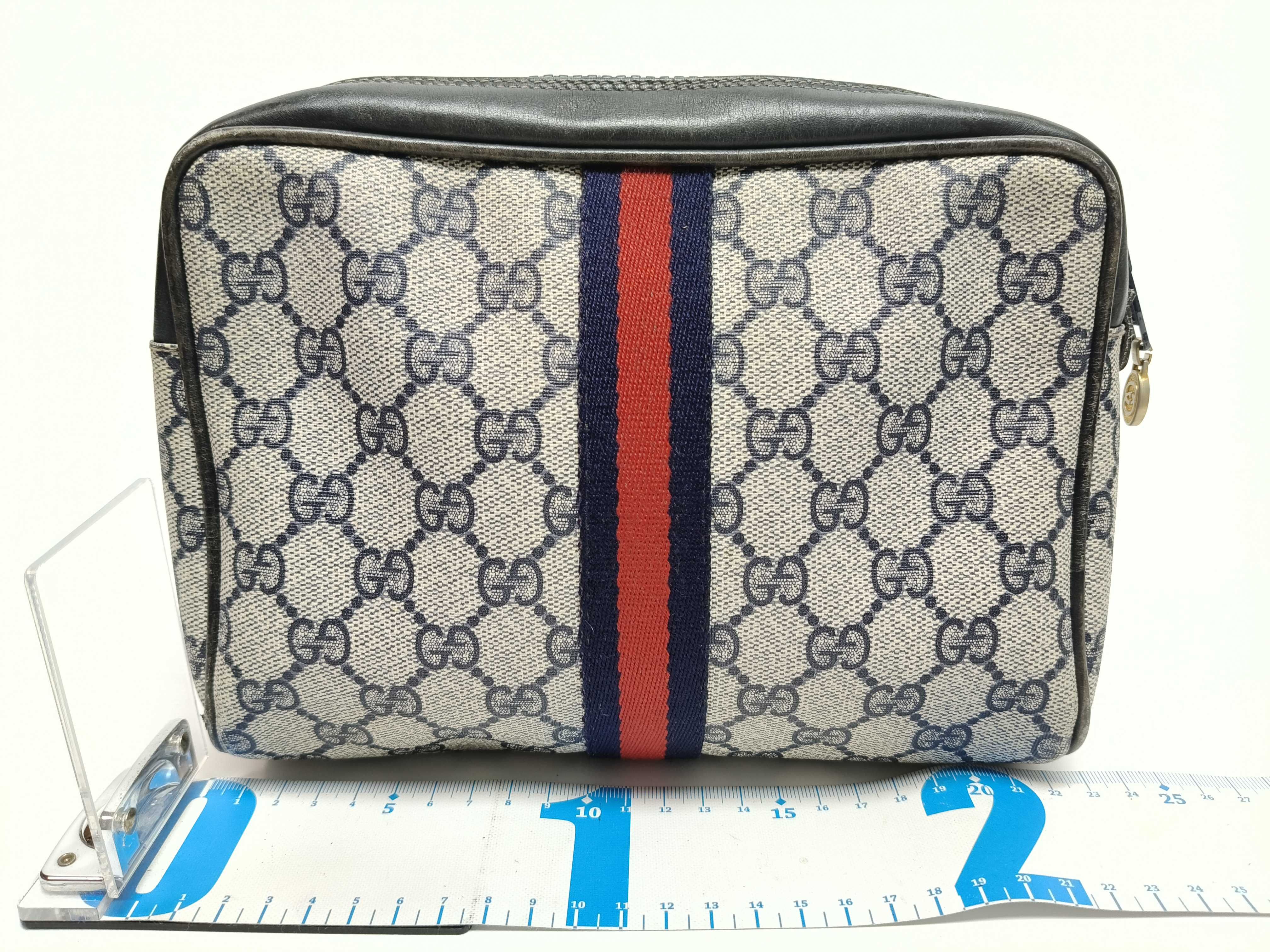 GG Supreme Gucci GG Supreme Second Bag Pouch Second Bag — view 2