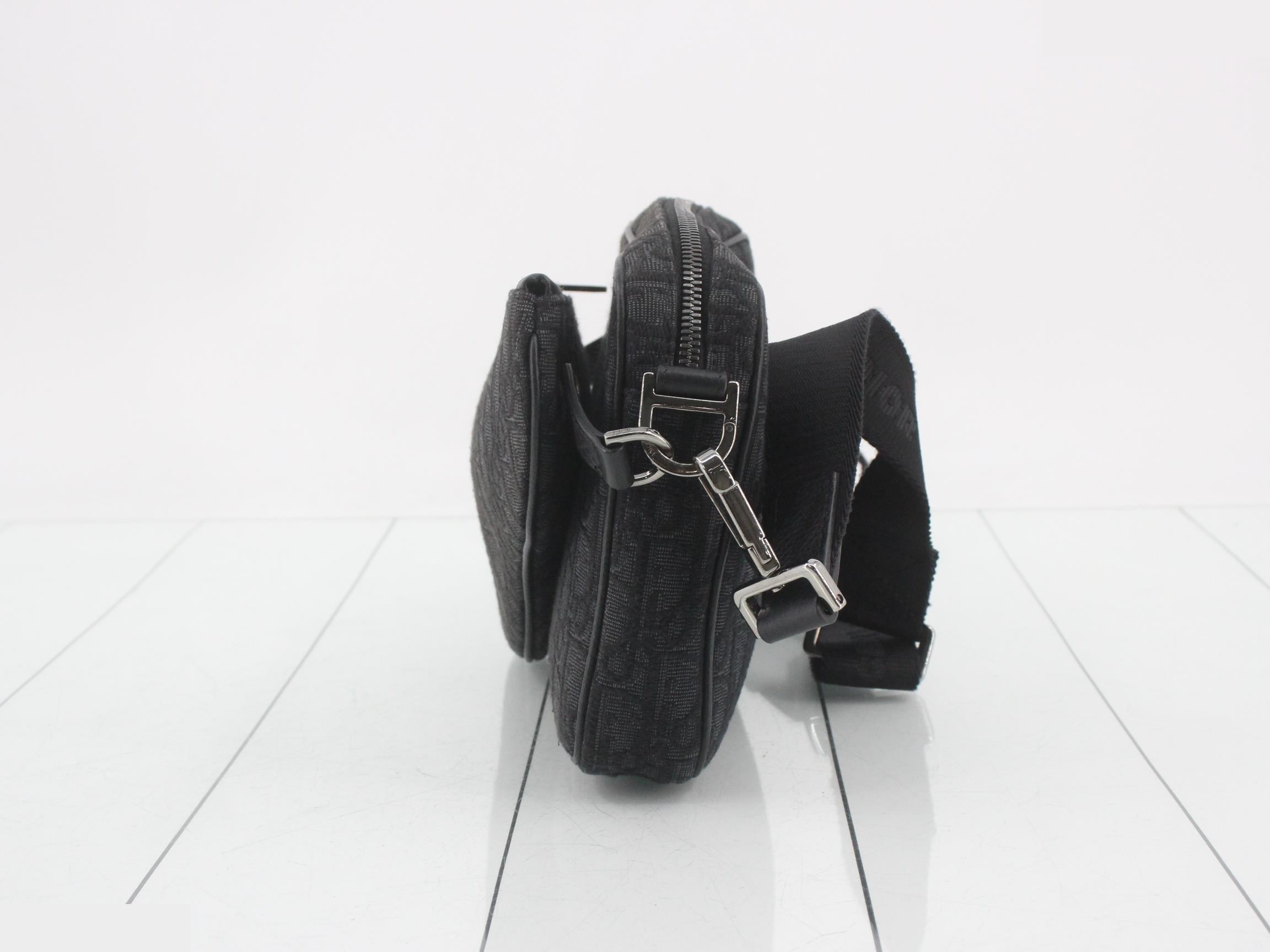 Oblique — view 3