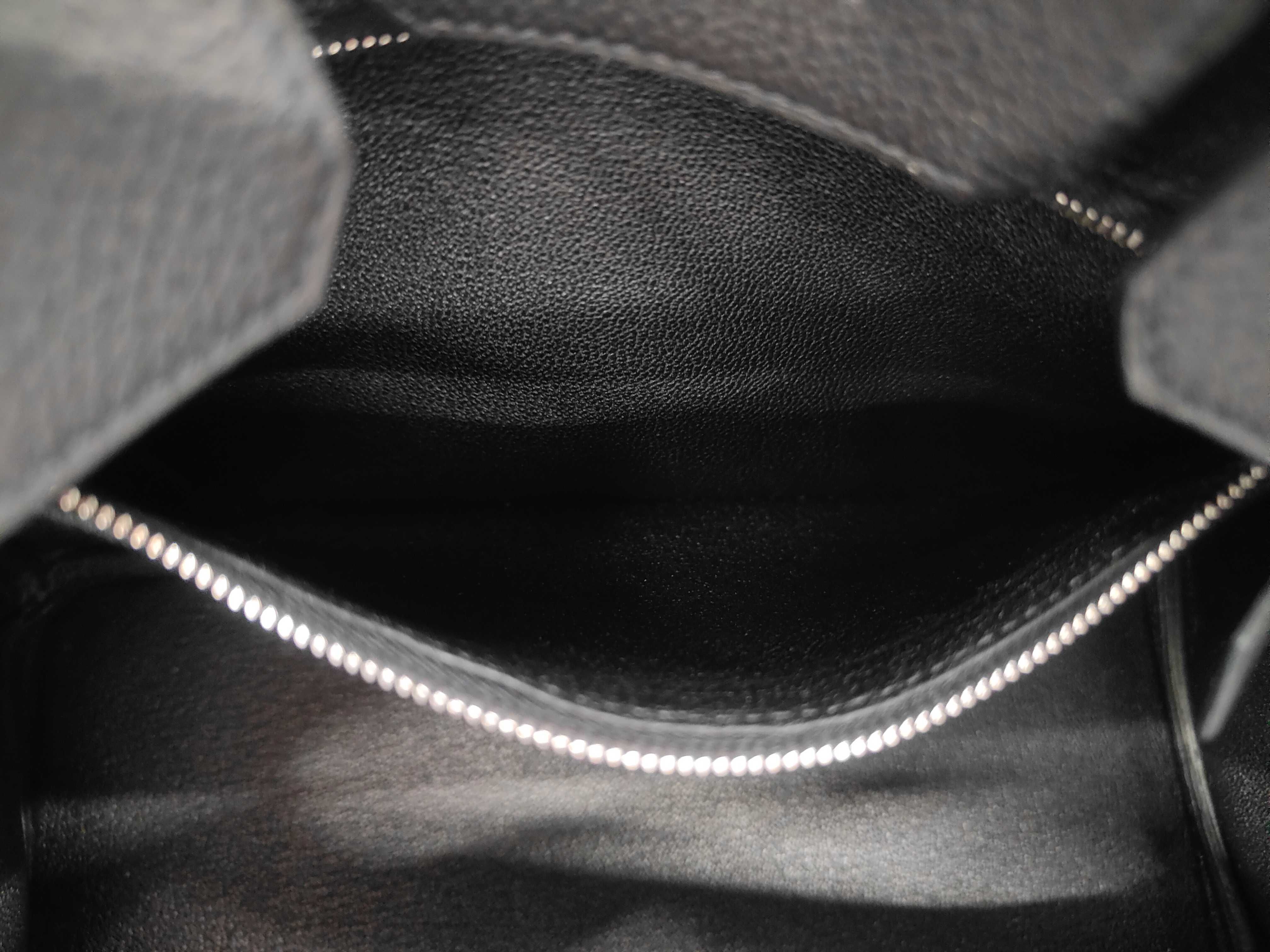 Birkin 25 Togo Black Silver Hardware G Stamp Handbag — view 9