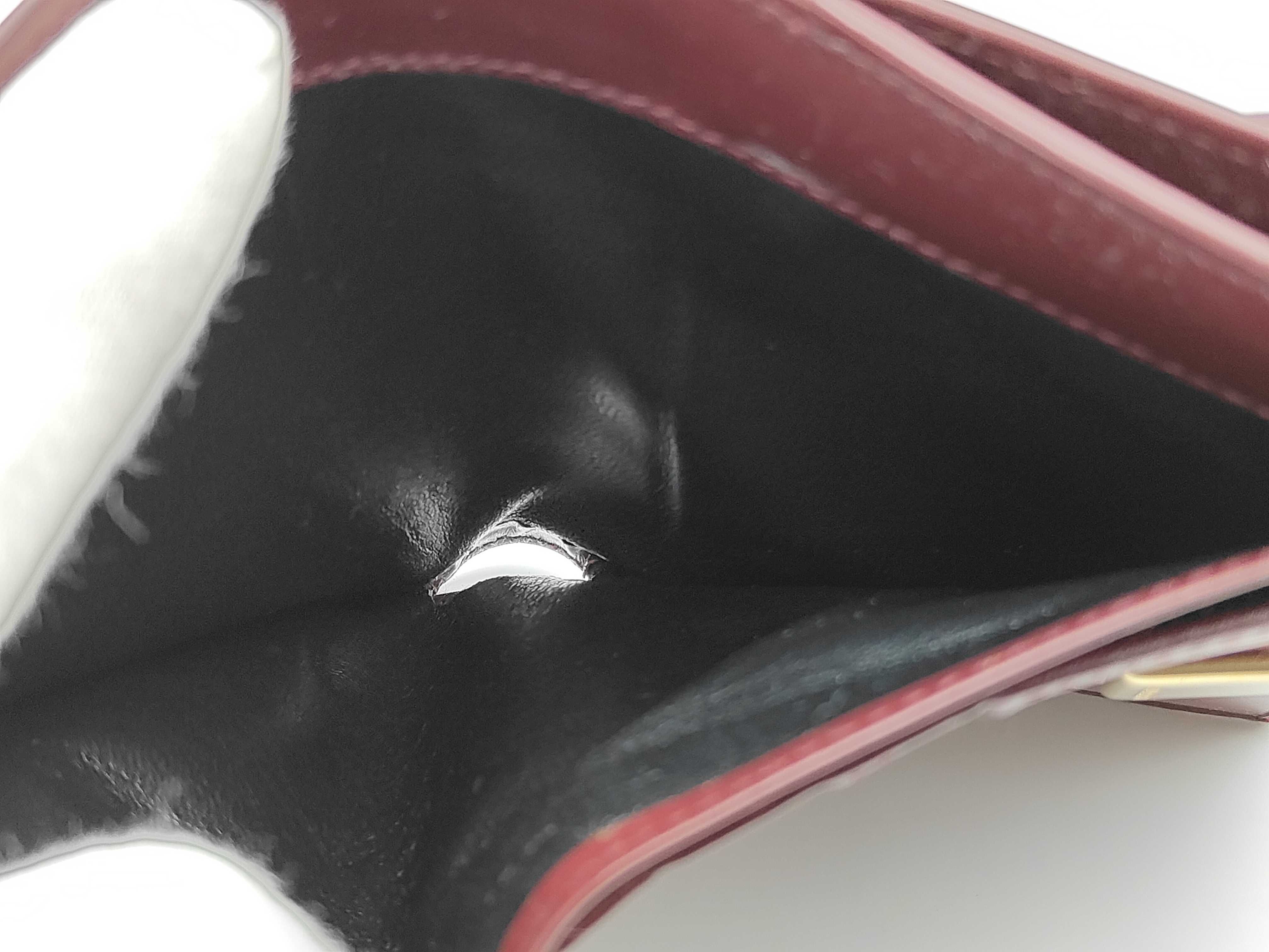 wallet — view 6