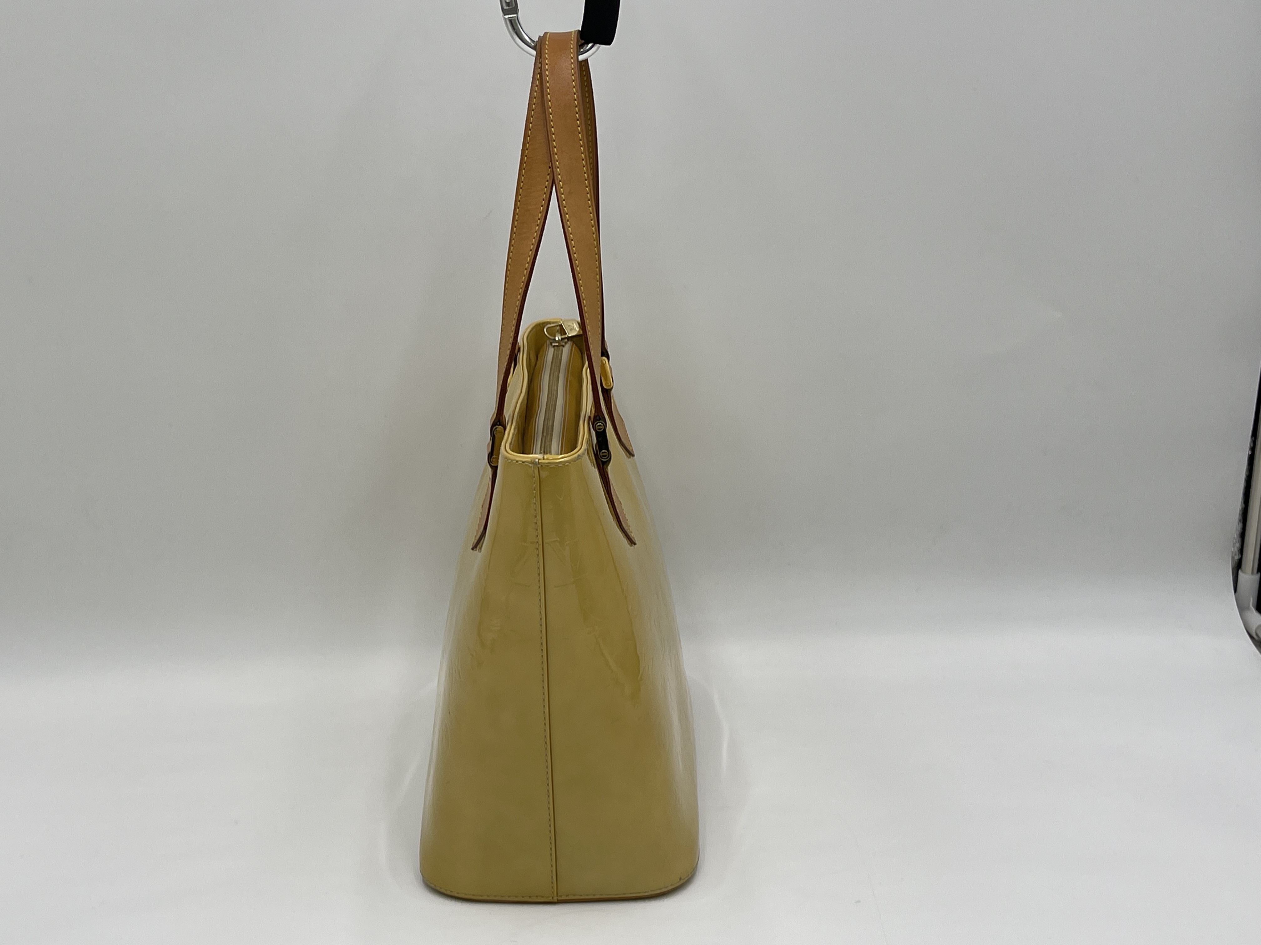 Monogram Vernis Houston M91004 TH1021 Tote Bag — view 4