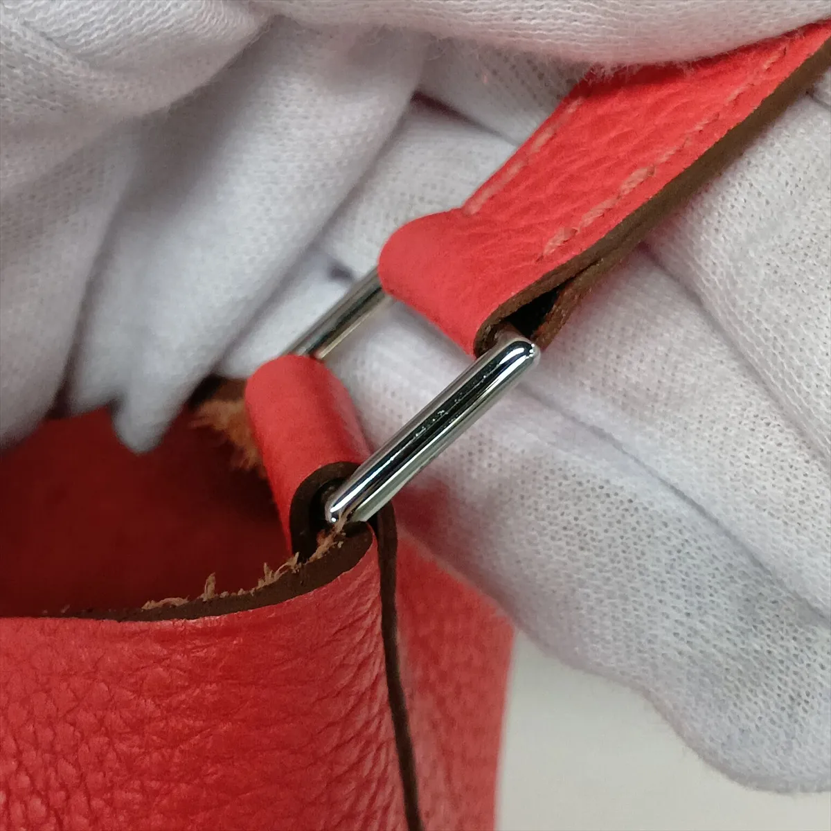 Picotin Lock 18 PM, Taurillon Clemence leather, Rouge Pivoine, Silver hardware R: 2014 — view 13
