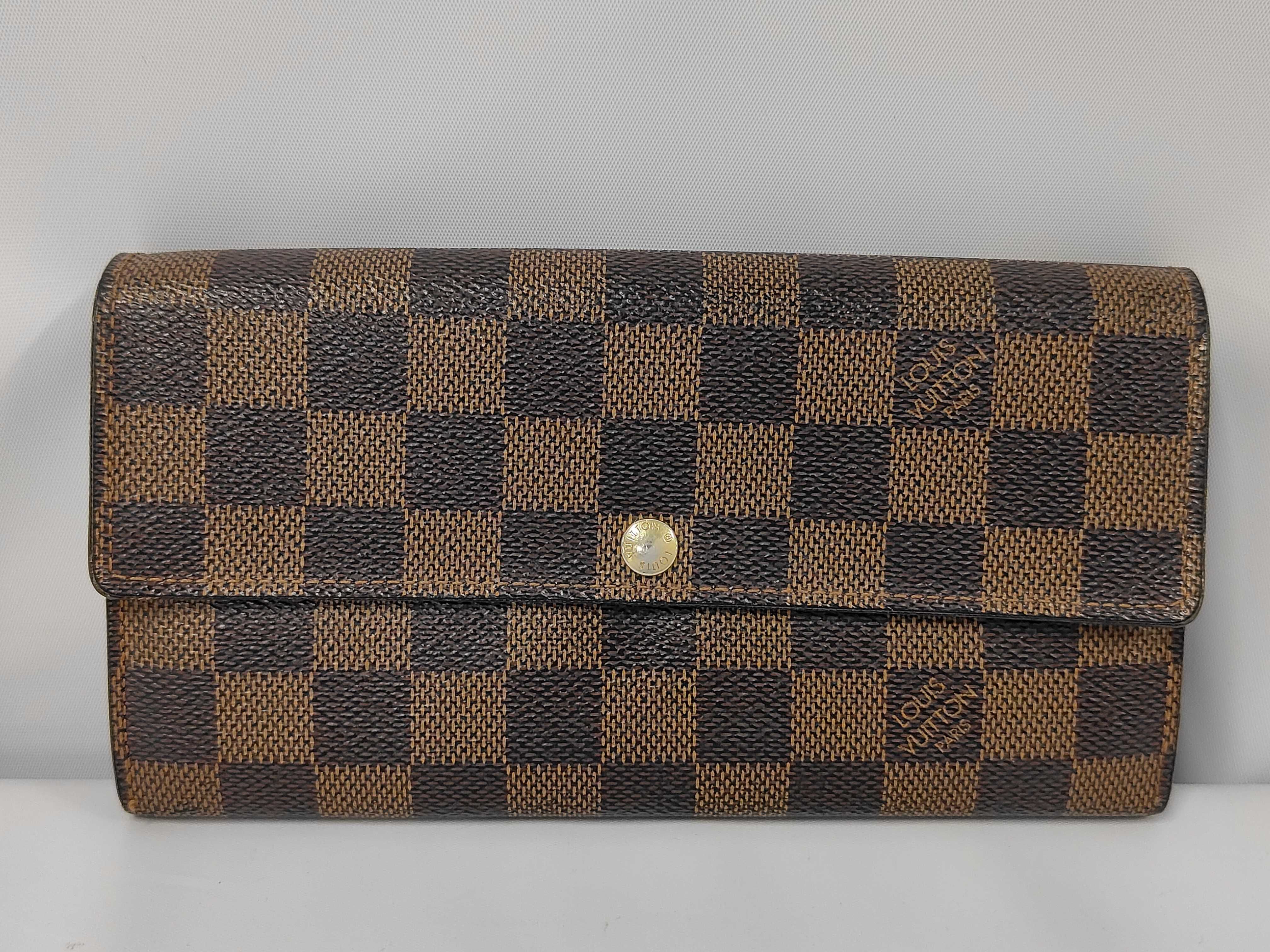 LV Damier Long Wallet