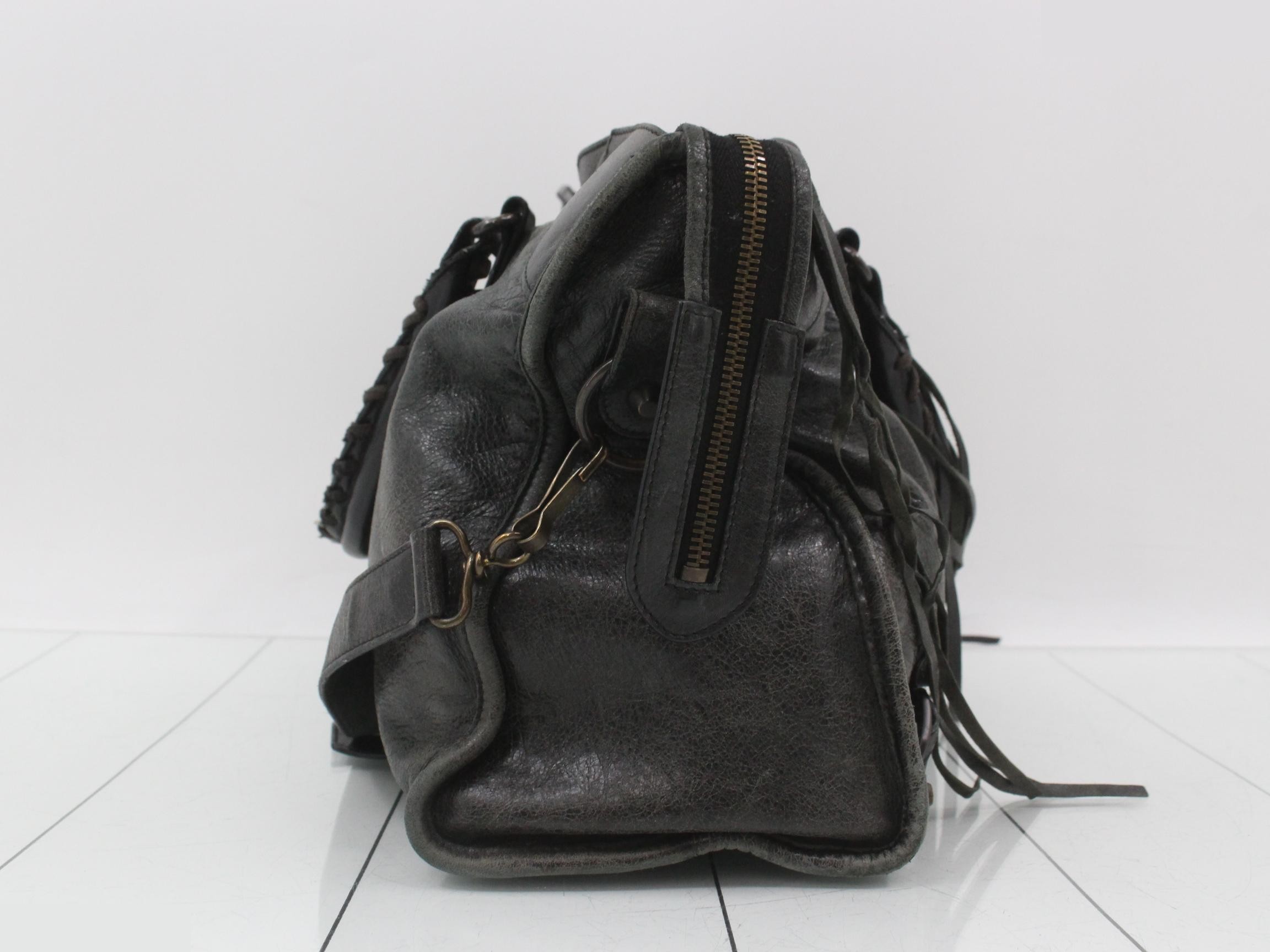 The City Handbag 2-Way Shoulder Bag, Black — view 4