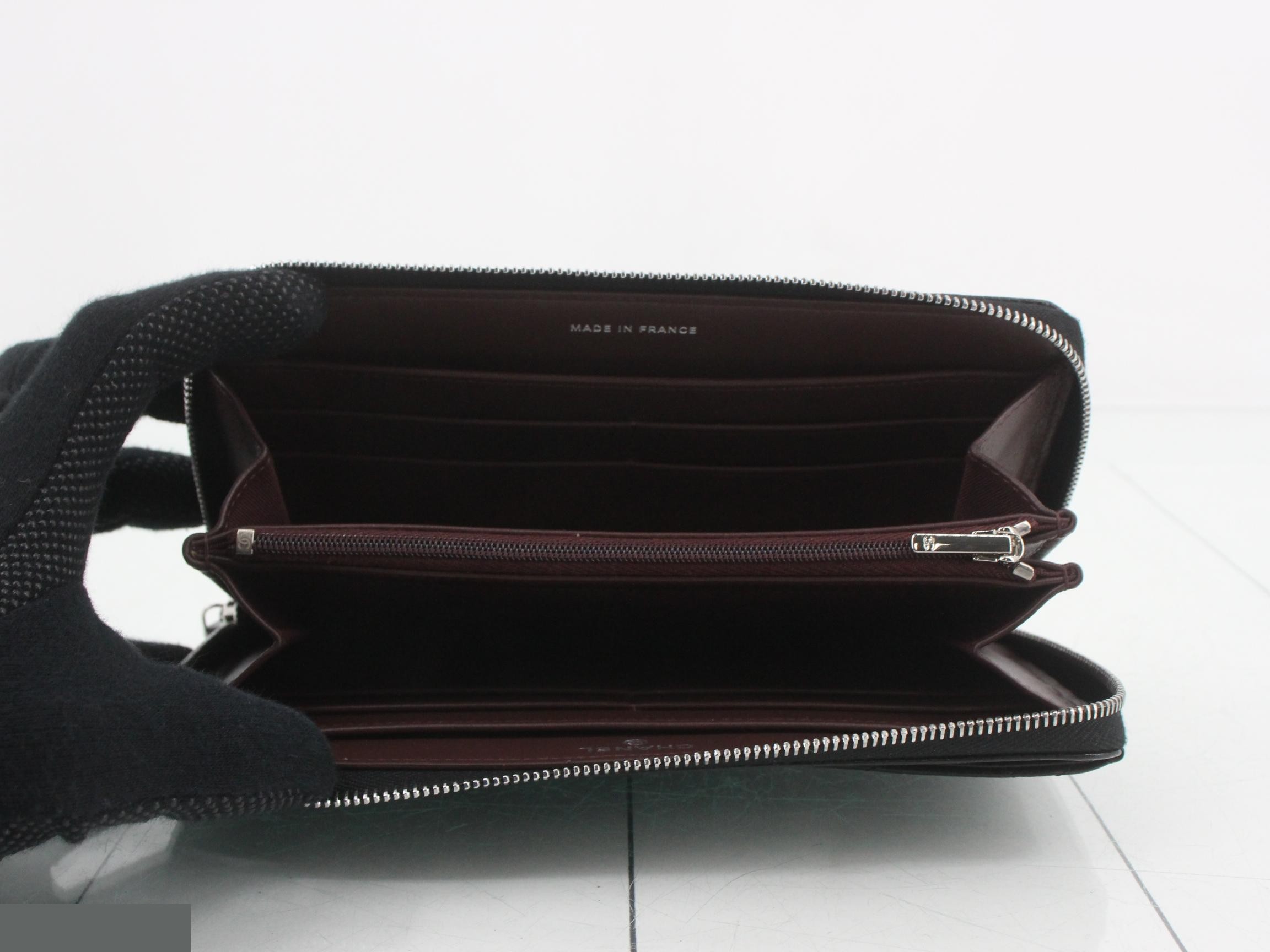 Matelassé Round Zip Long Wallet, Caviar Leather, Black, No. 31 — view 4