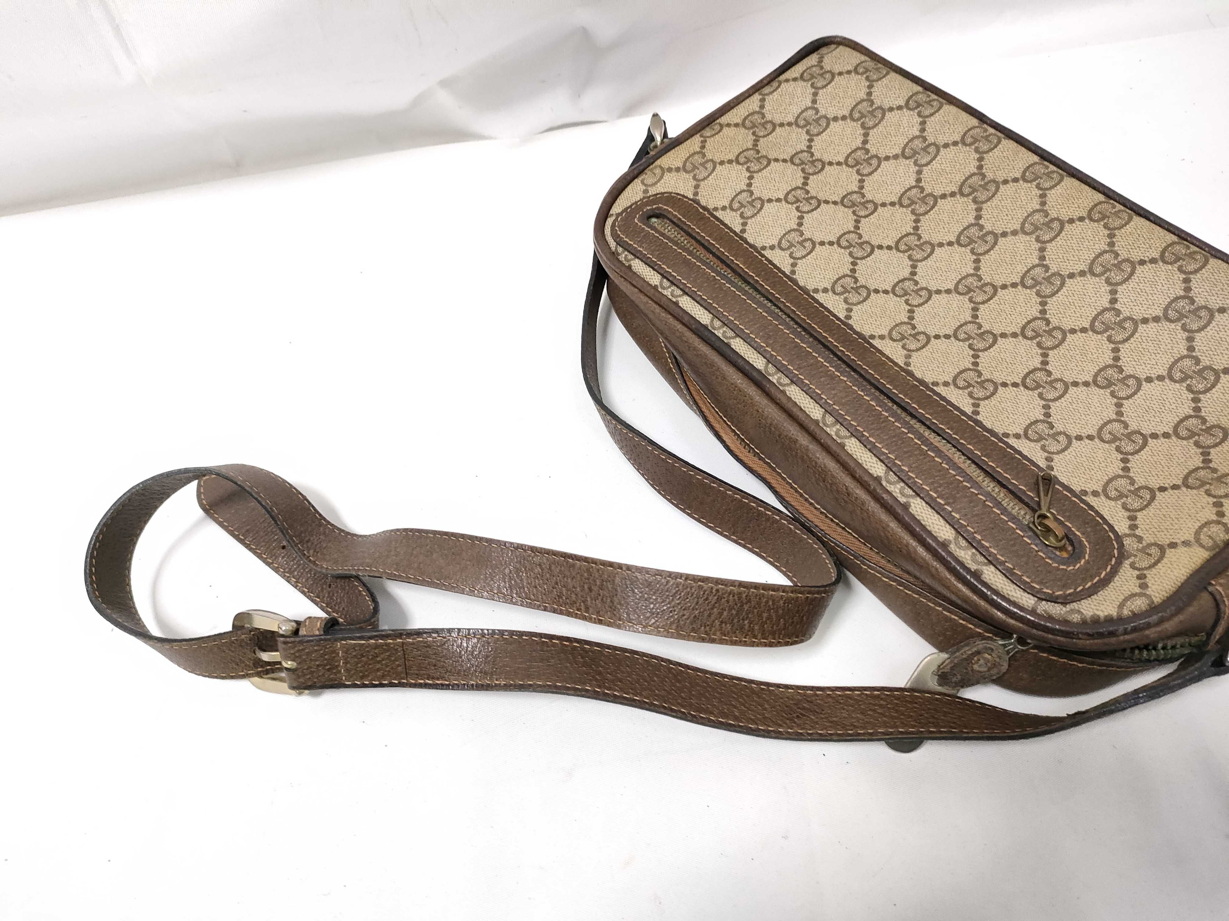 Old Shoulder Bag — view 3
