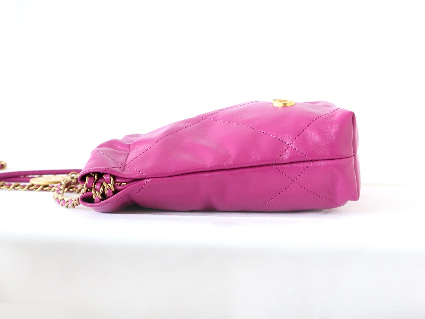22 Shiny Calfskin Chain Shoulder Bag, Pink — view 6