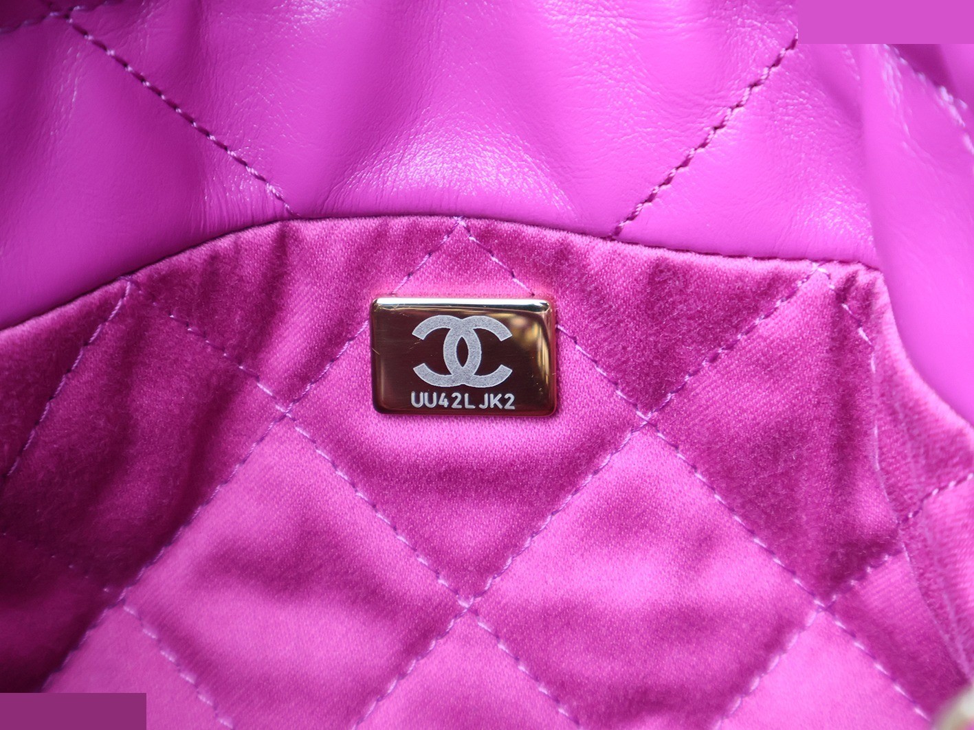 22 Shiny Calfskin Chain Shoulder Bag, Pink — view 10