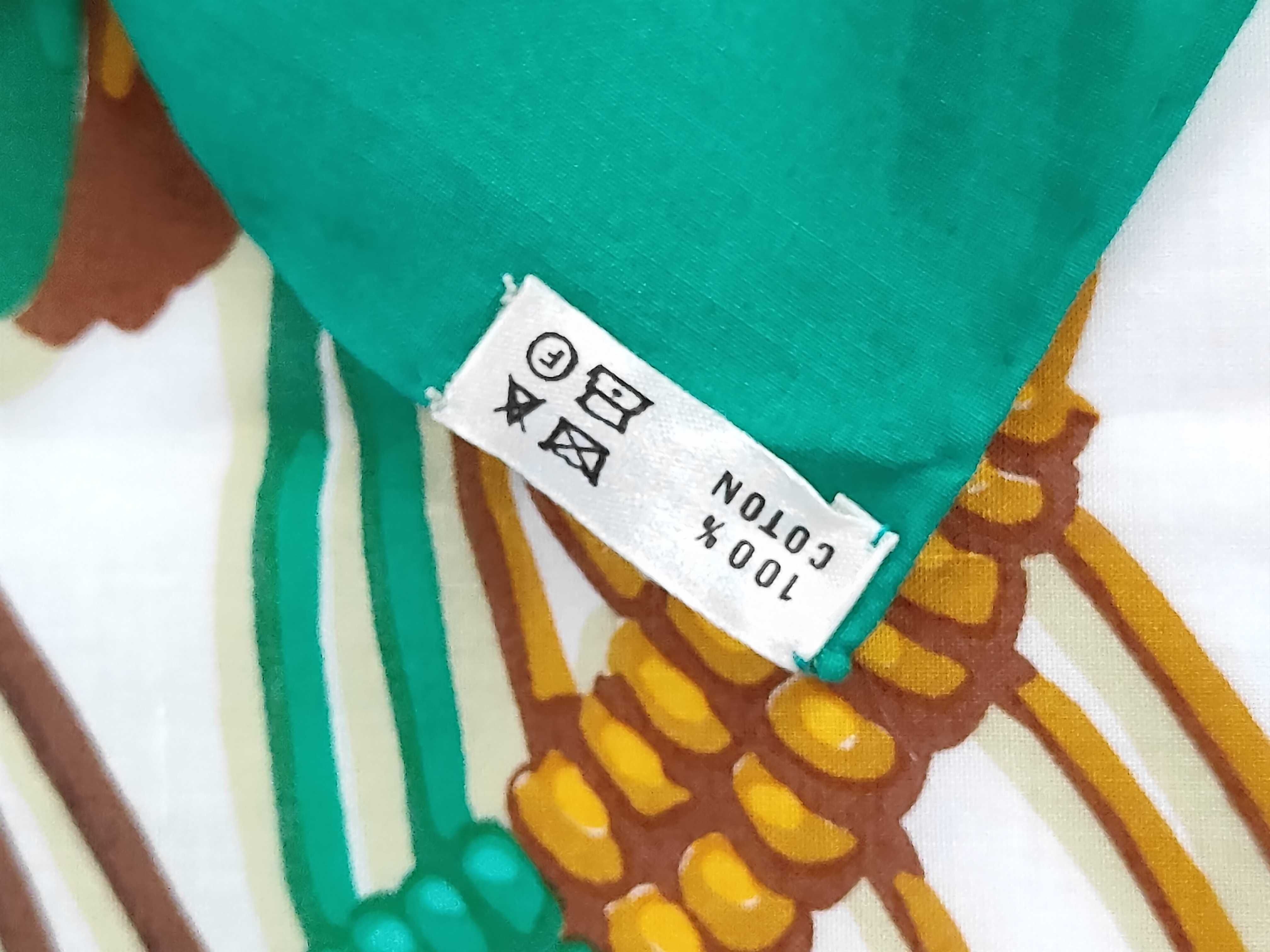 scarf (100% cotton) and other accessories. — view 4