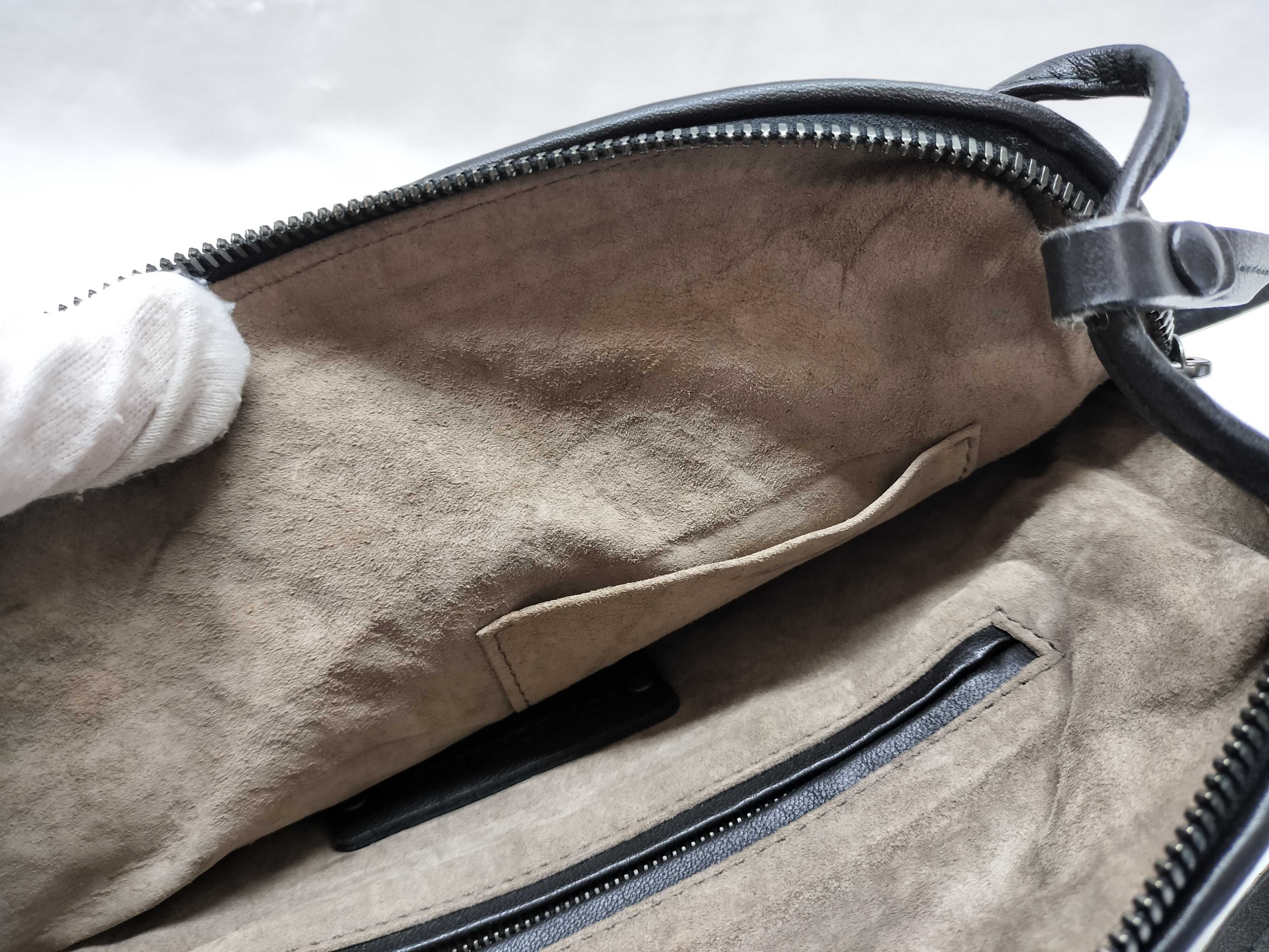 Intrecciato HK - Black Shoulder Bag — view 14