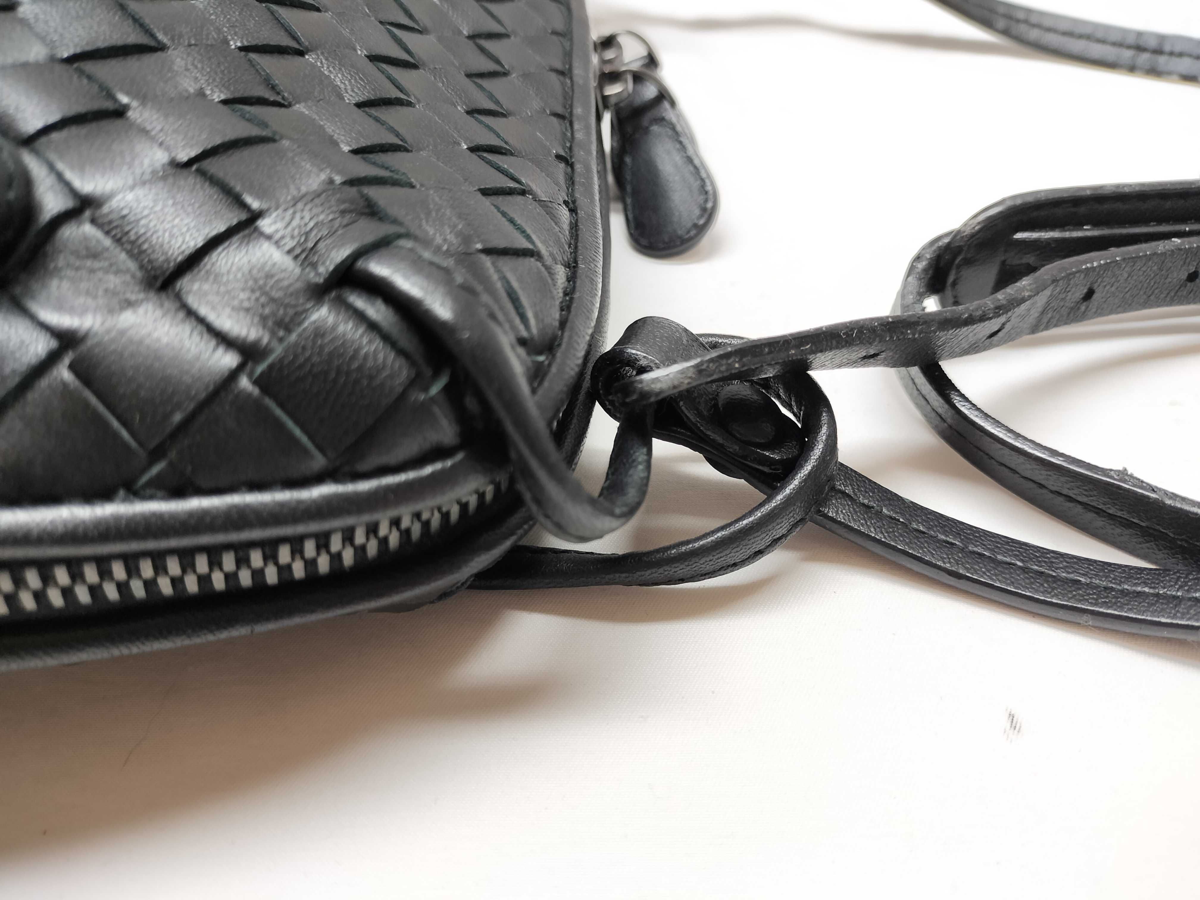 Intrecciato HK - Black Shoulder Bag — view 8