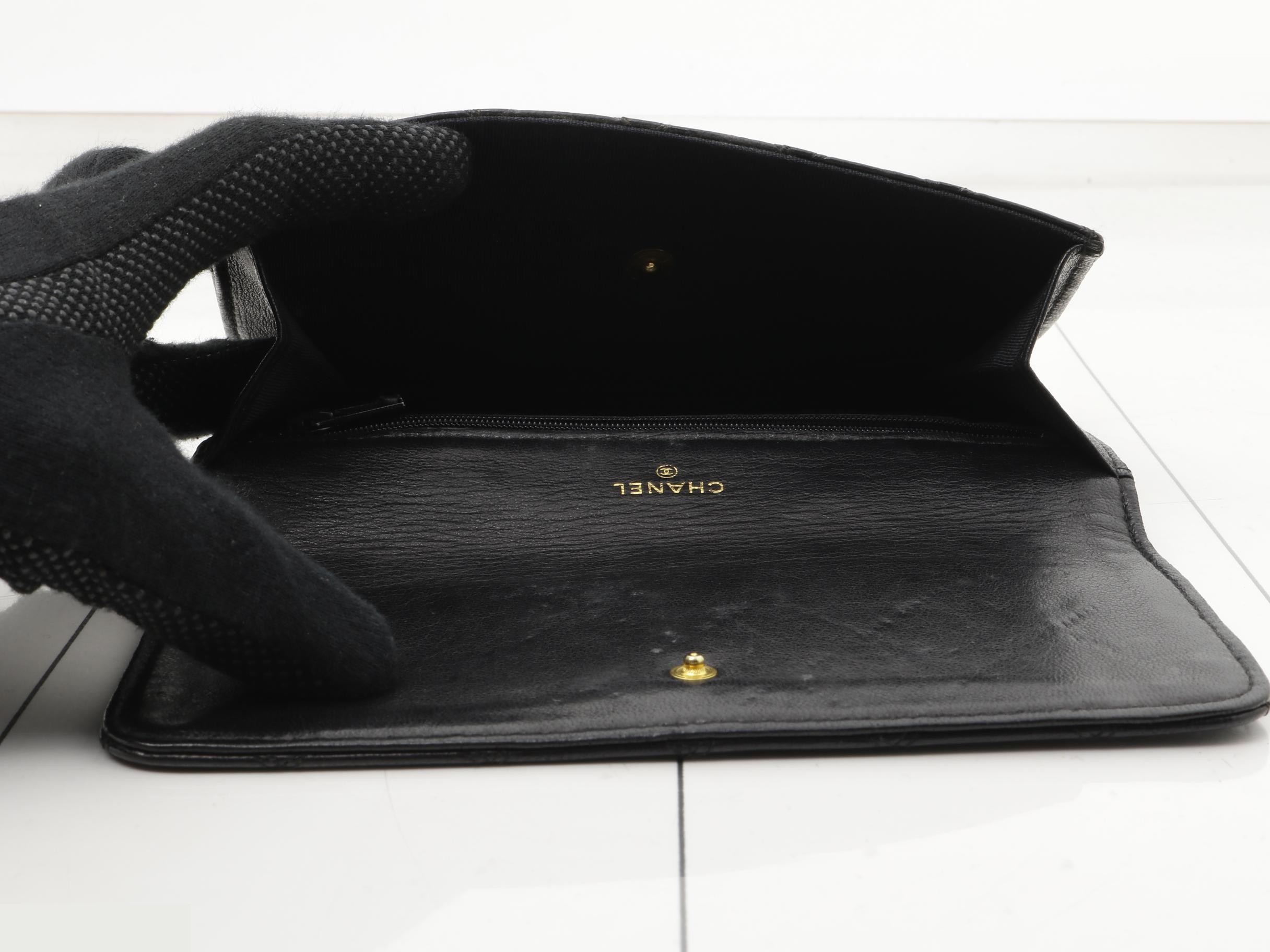 Matelassé Passport Case — view 4