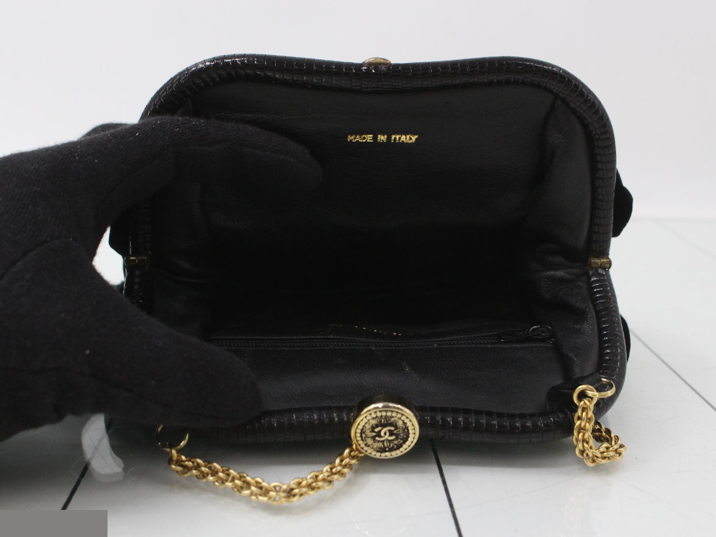 Velvet chain shoulder bag — view 4