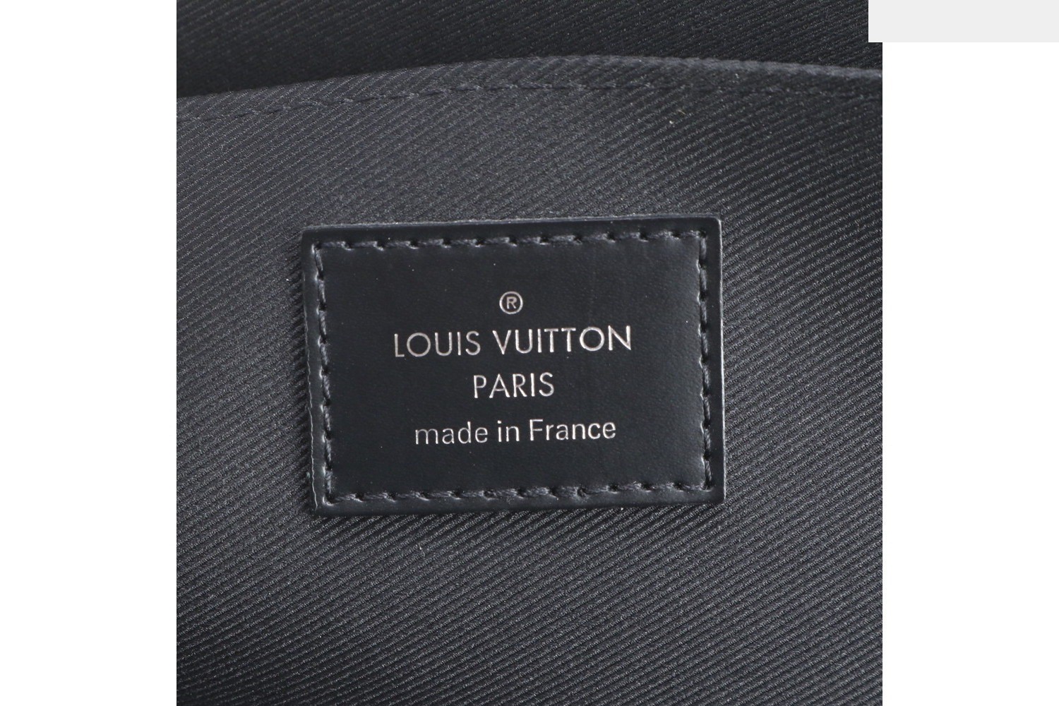 Damier Graphite Pochette Jour GM N64437 Leather Second Bag — view 7