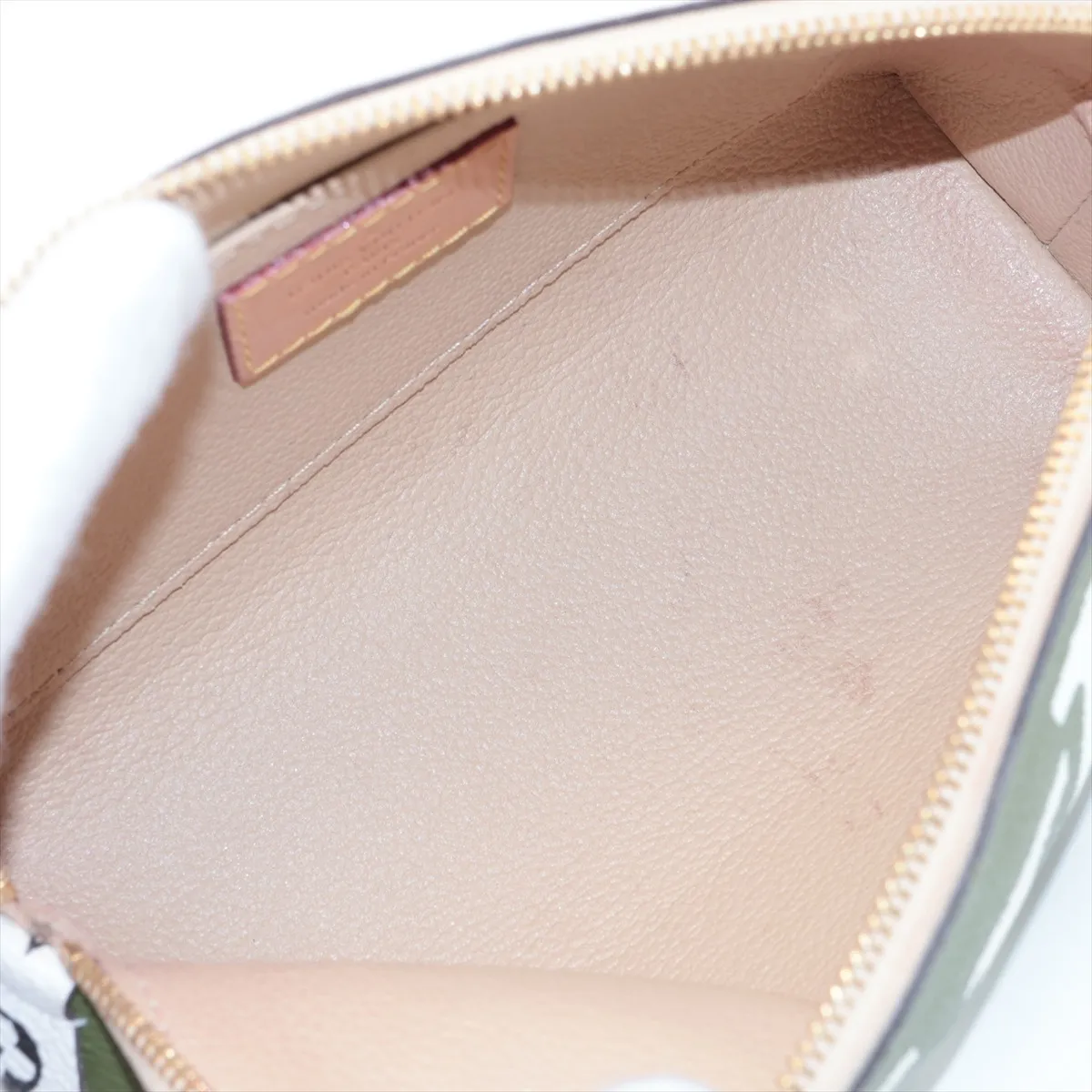 Monogram Giant Pochette Cosmetic M67693 SP0180 Green x Beige Pouch — view 3