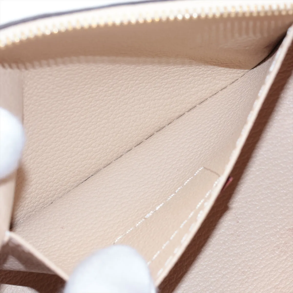 Monogram Giant Pochette Cosmetic M67693 SP0180 Green x Beige Pouch — view 4