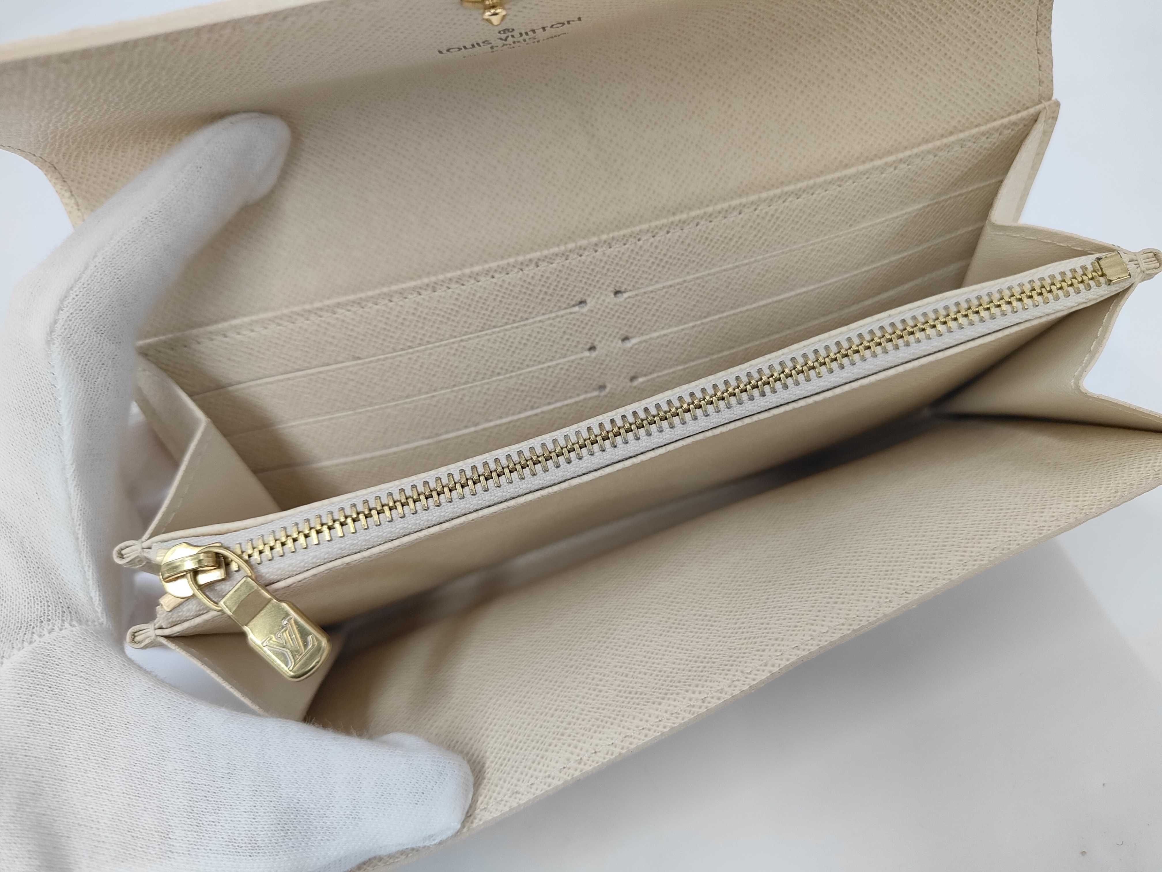 Damier LV Wallet — view 9