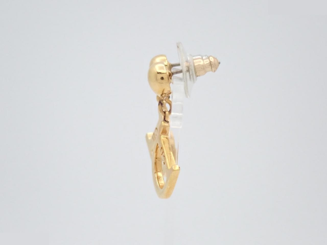 earrings — view 3