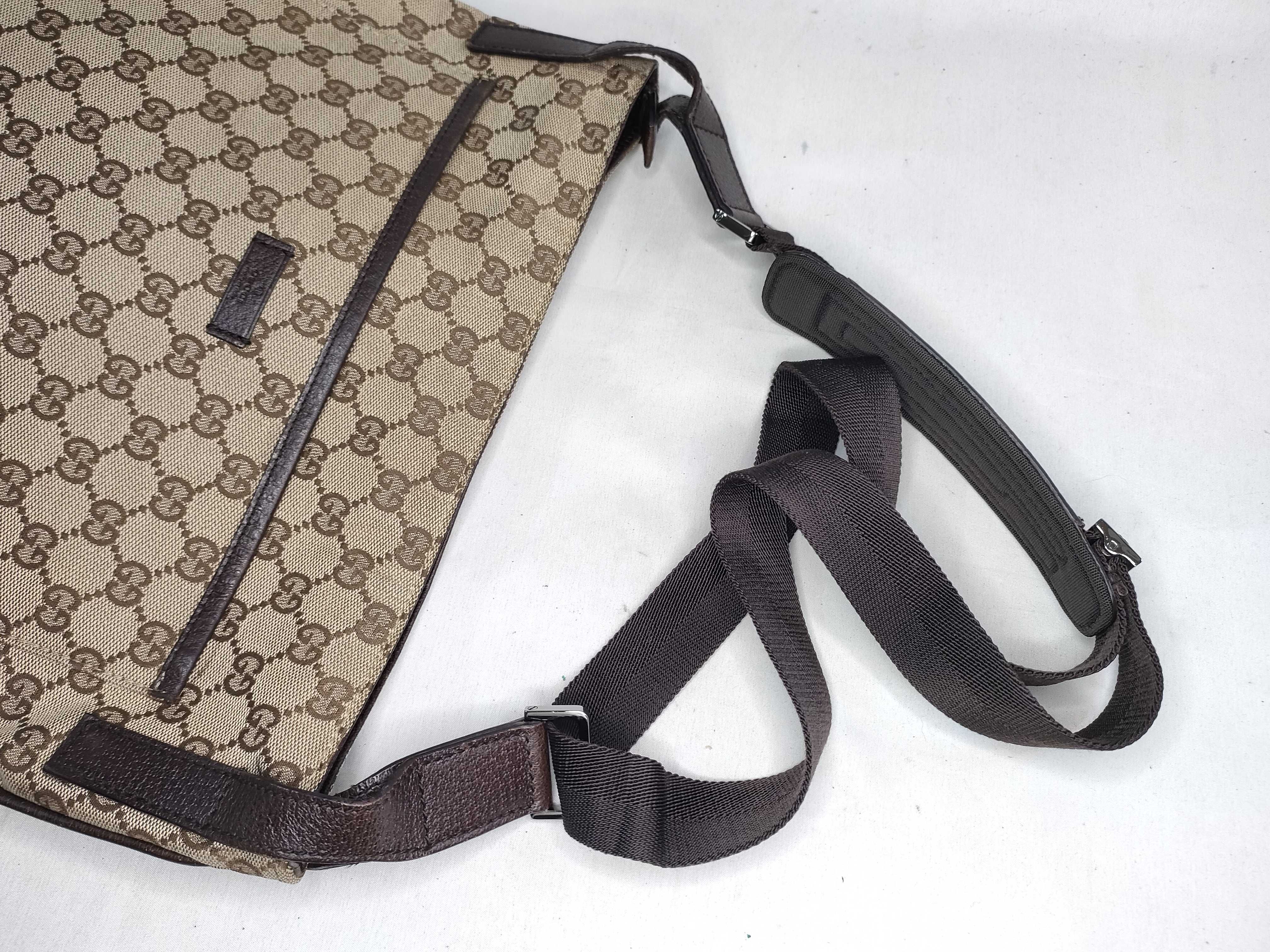 GG Canvas Shoulder Bag Messenger Shoulder Bag — view 3