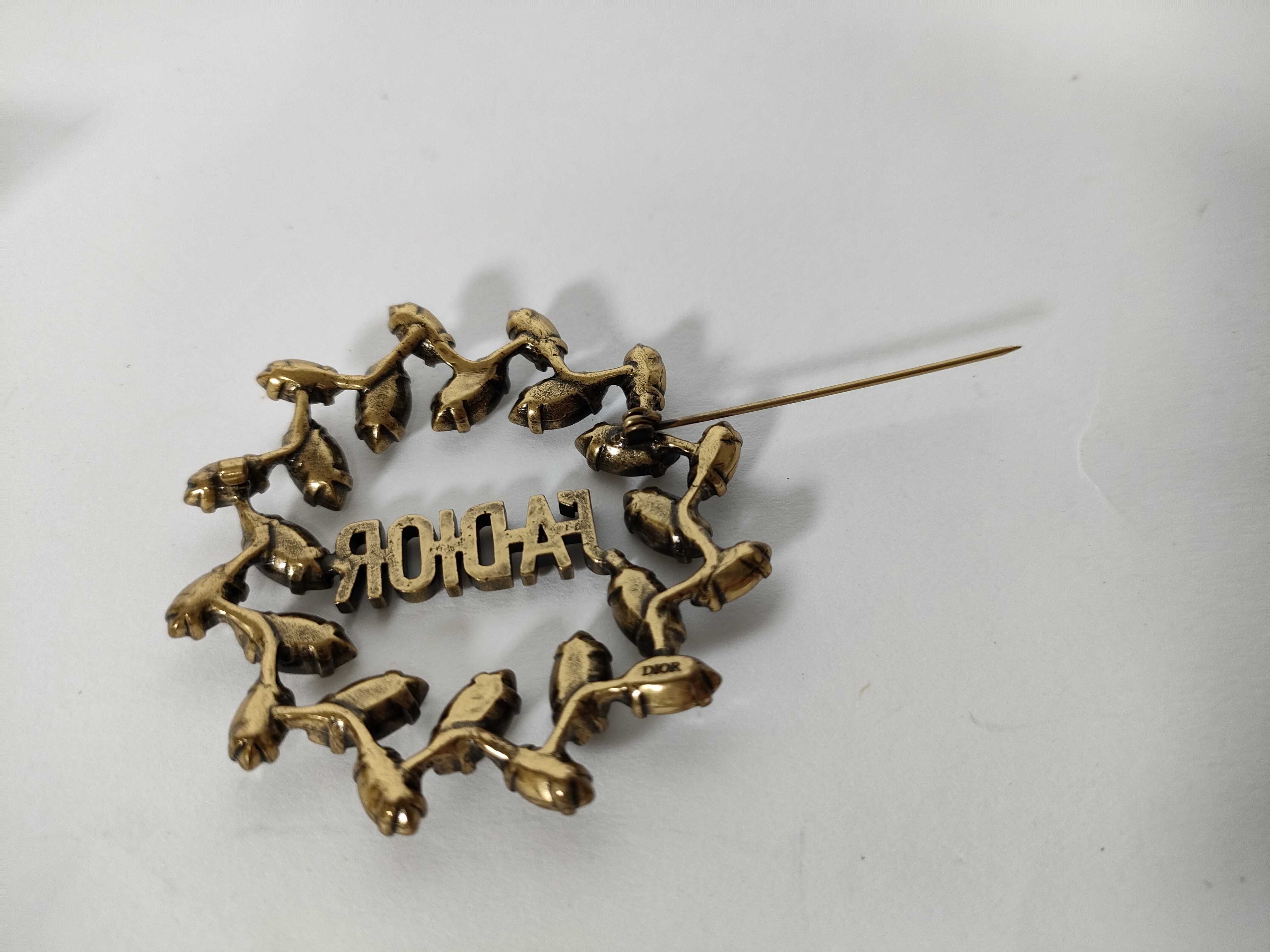 JADIOR GP Rhinestone Brooch — view 4