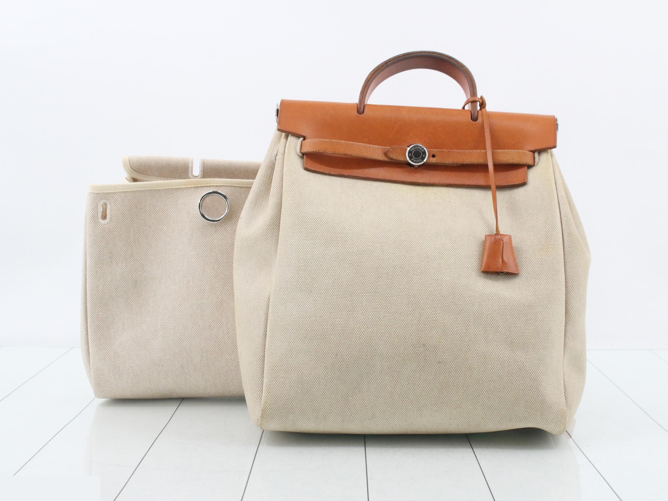 Ailebag Ad Pouch