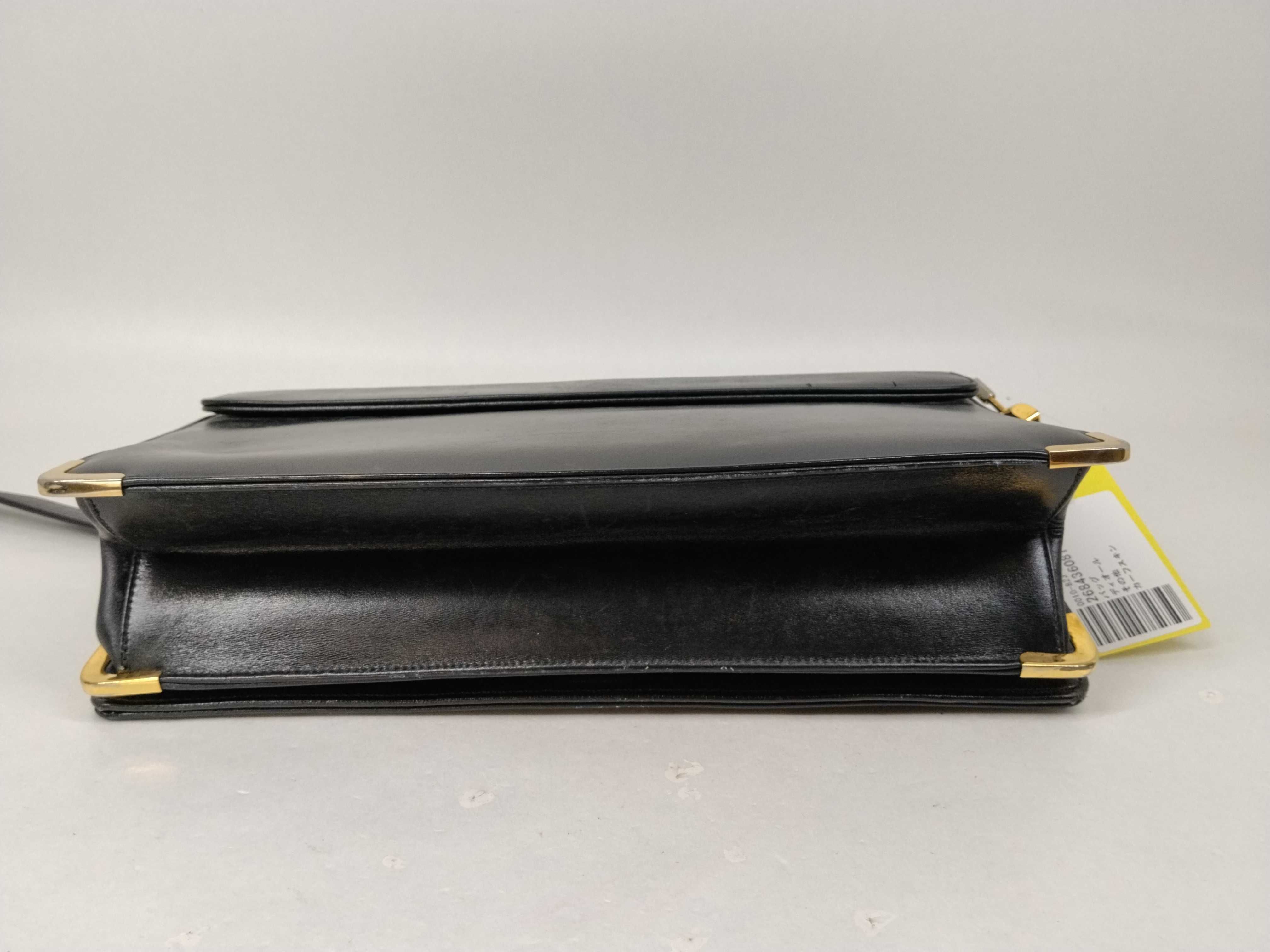 calfskin shoulder bag — view 3