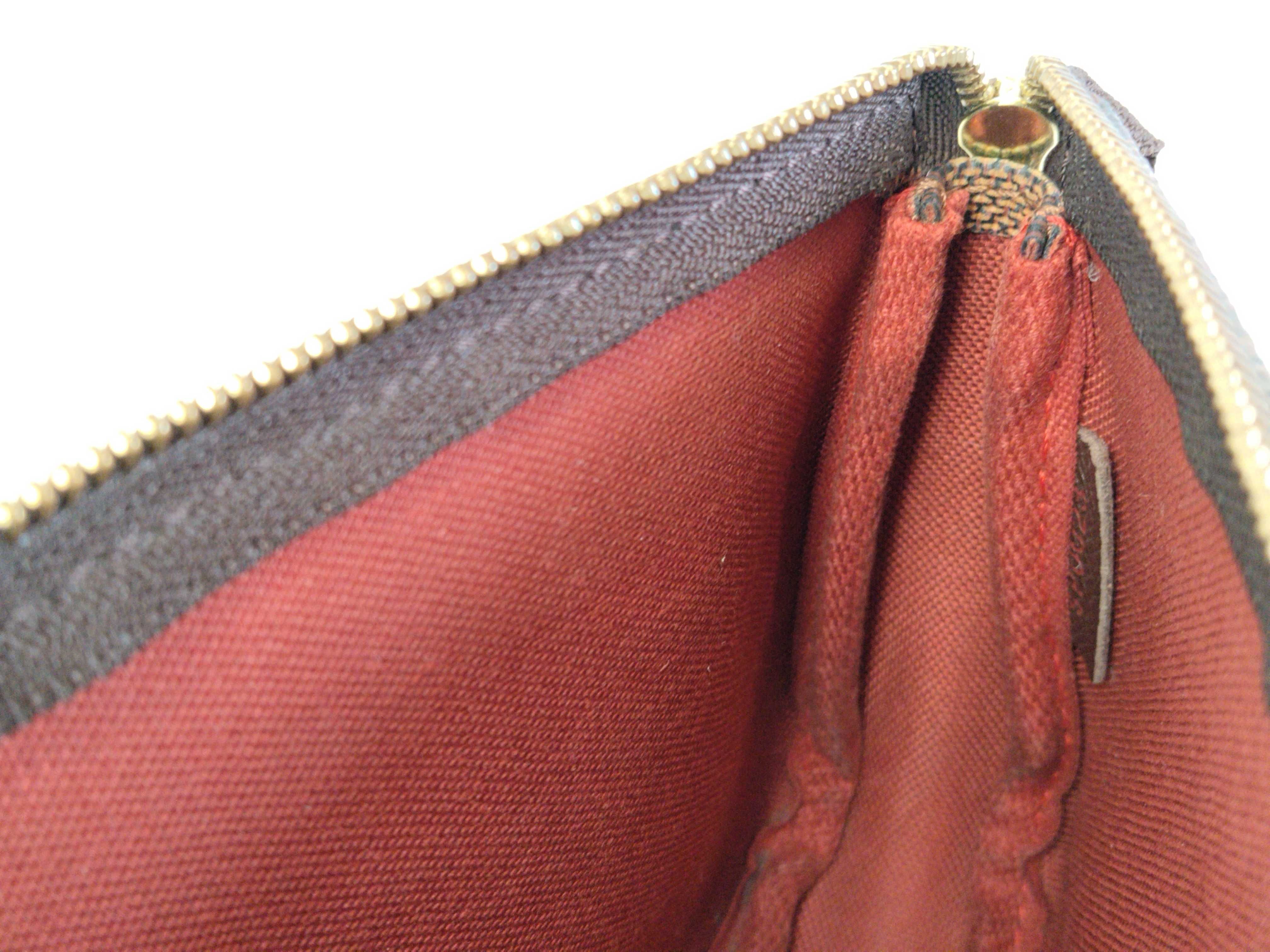Damier Louis Vuitton Accessory Pouch — view 10