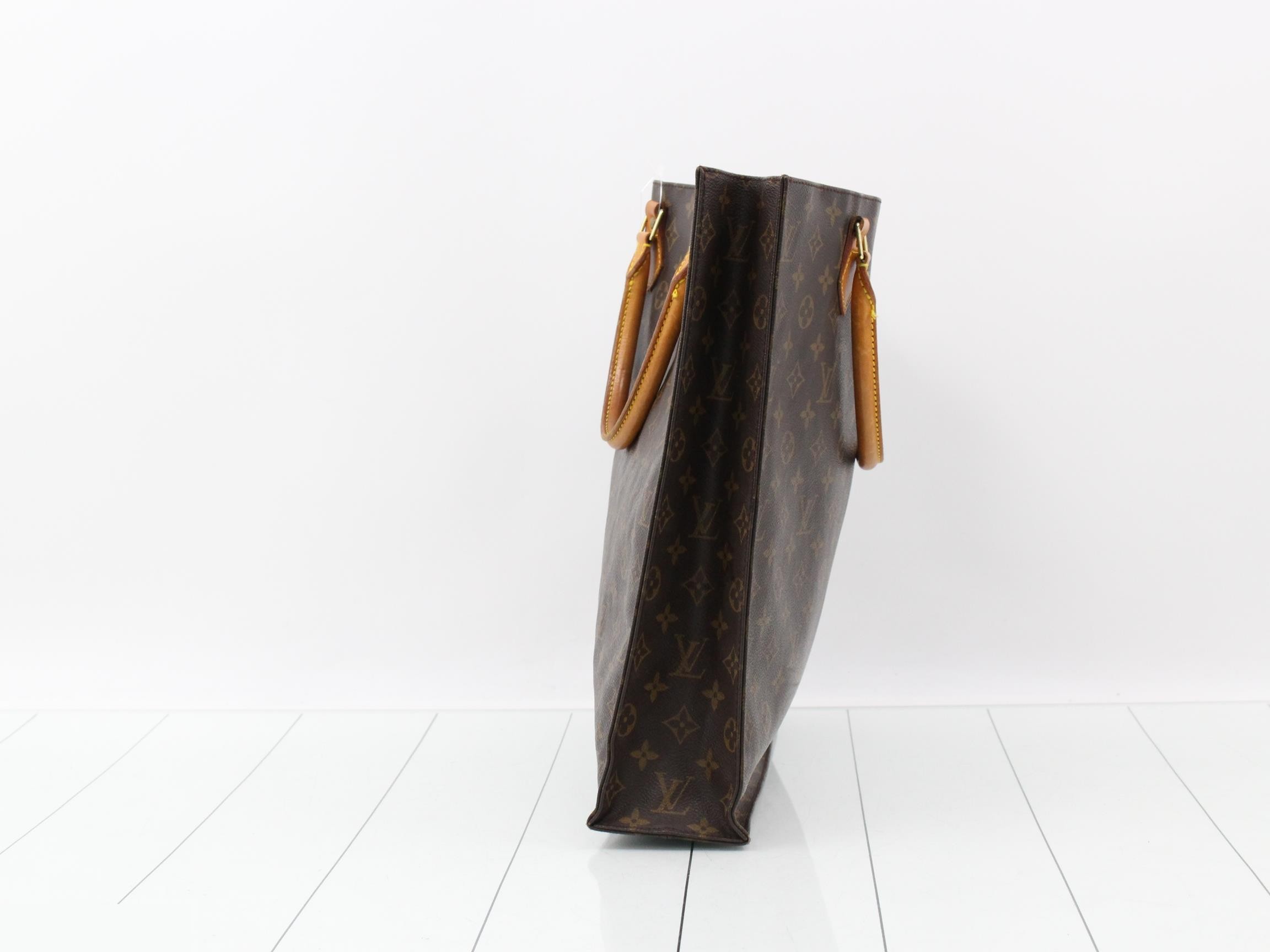 Sac Pla — view 3