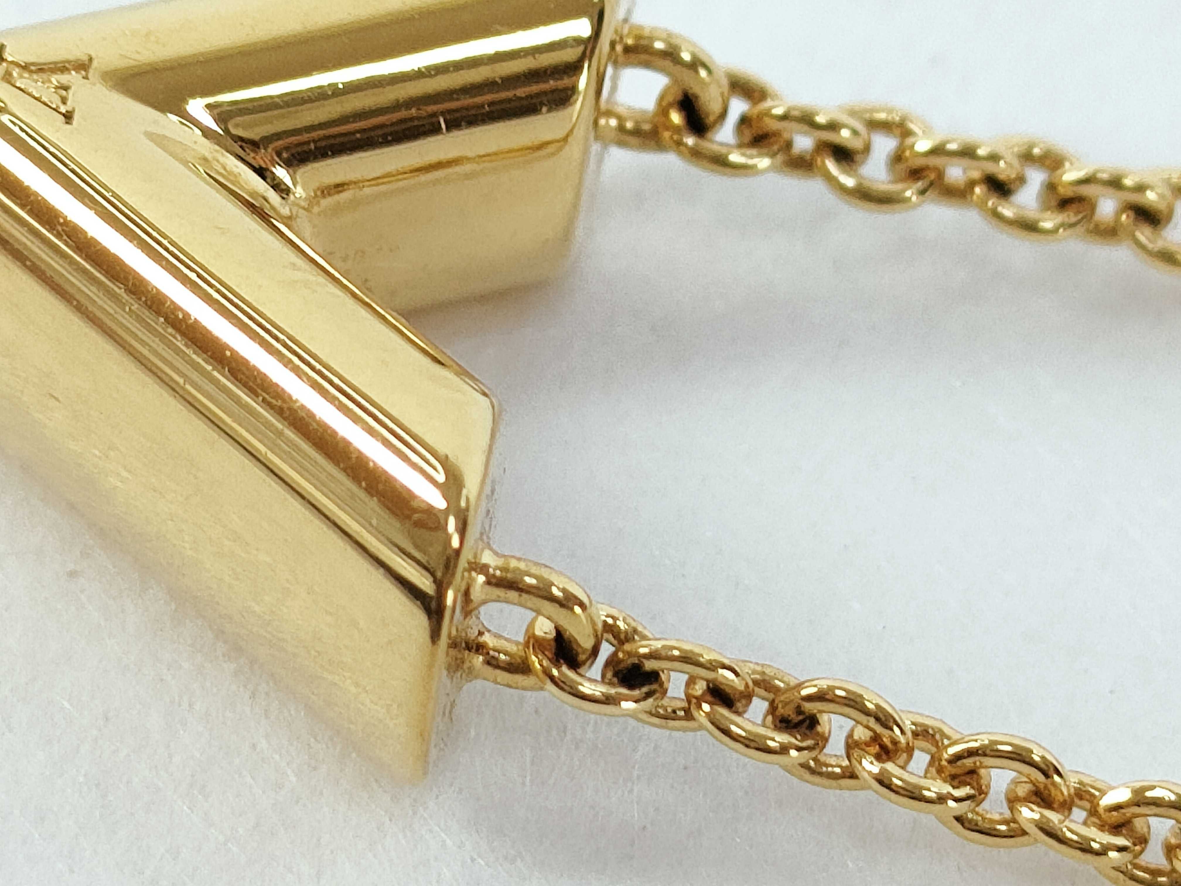 Essential V Necklace — view 9