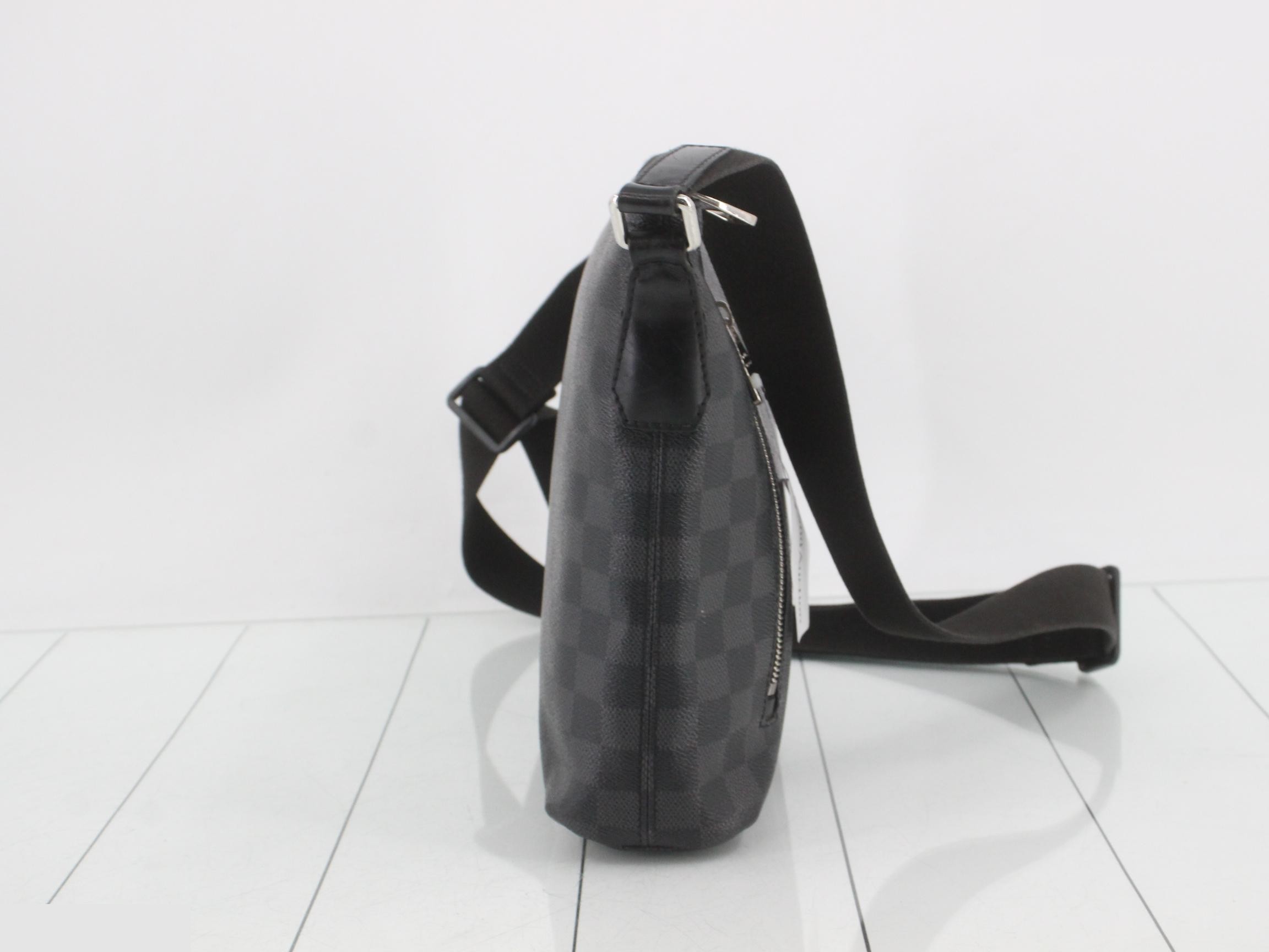 Mick Damier Graphite Shoulder Bag — view 4