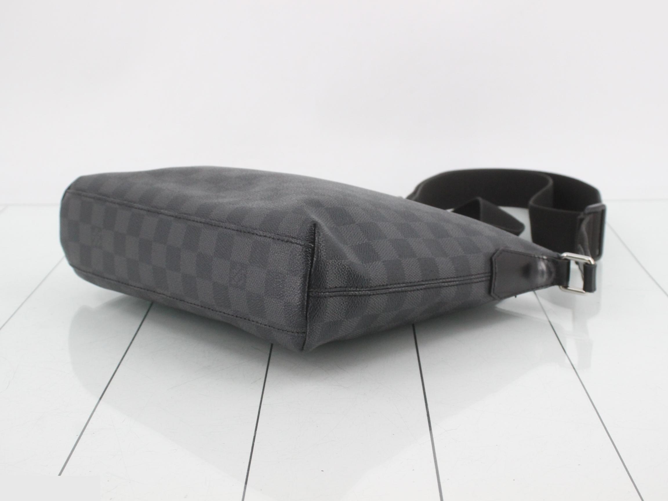 Mick Damier Graphite Shoulder Bag — view 6