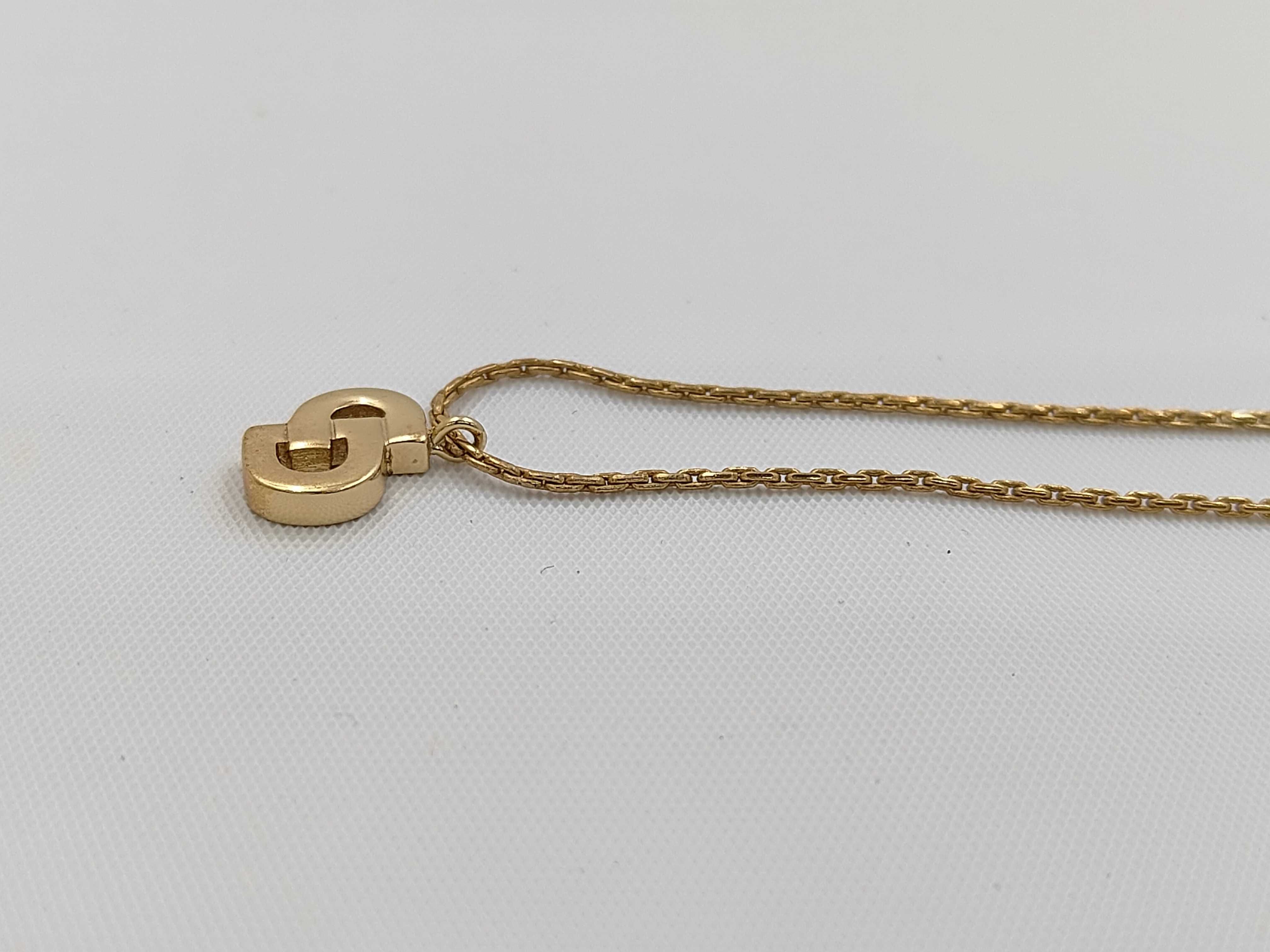 necklace — view 3