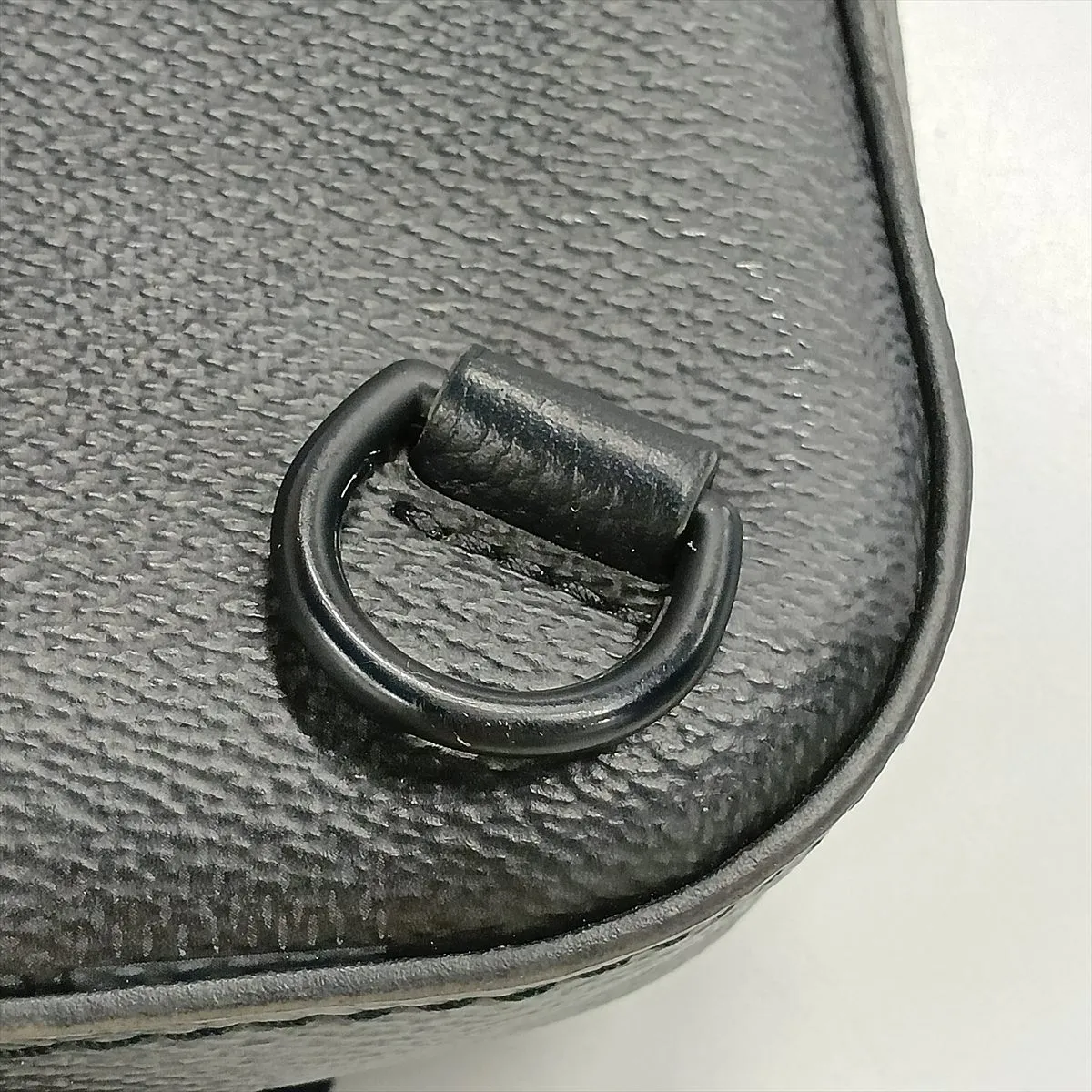 Damouflage Avenue Sling Bag PM M14953 Black (RFID detected) — view 11