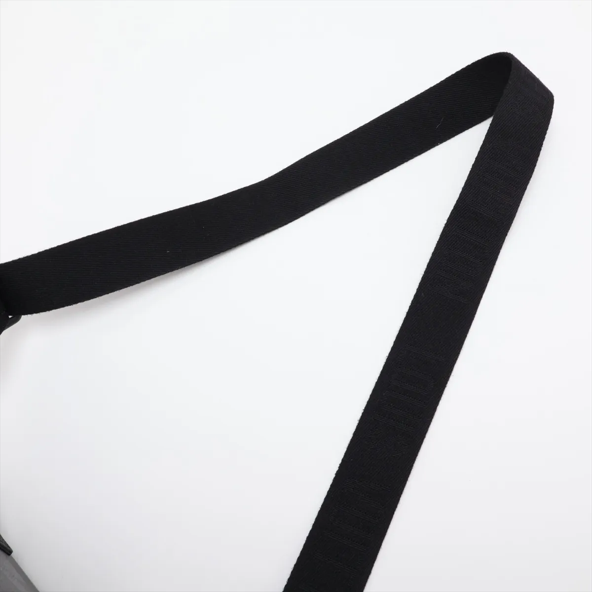 Damouflage Avenue Sling Bag PM M14953 Black (RFID detected) — view 5