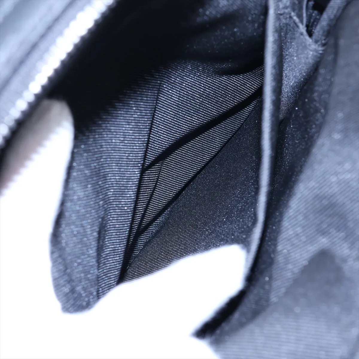 Damouflage Avenue Sling Bag PM M14953 Black (RFID detected) — view 7